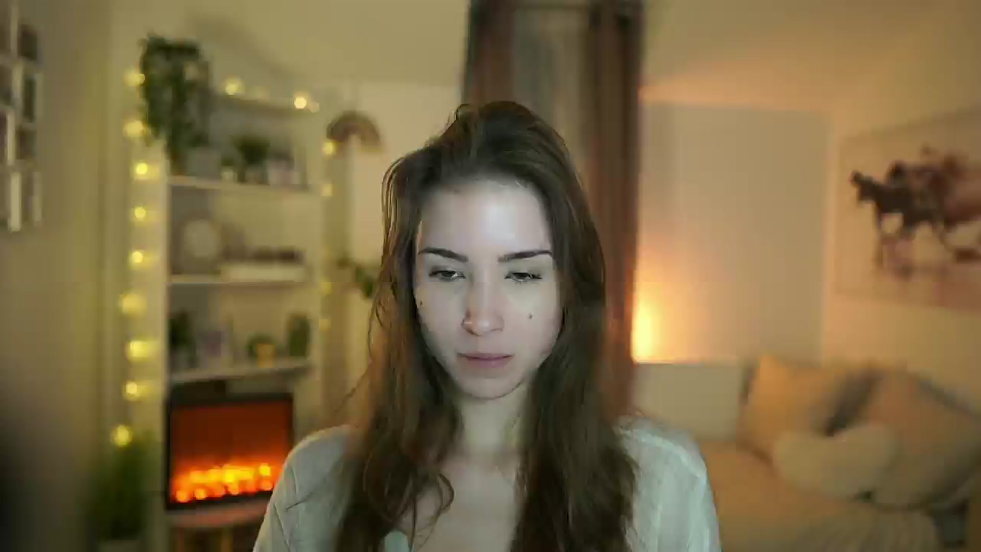 Gallery image thumbnail from Shy_jane's myfreecams stream on, 12/16/2024, 13:22 image 12 of 20