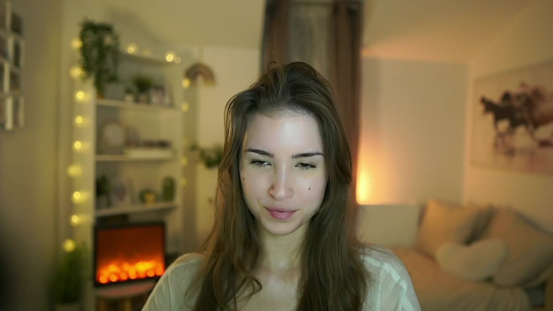 Gallery image thumbnail from Shy_jane's myfreecams stream on, 12/16/2024, 13:22 image 18 of 20