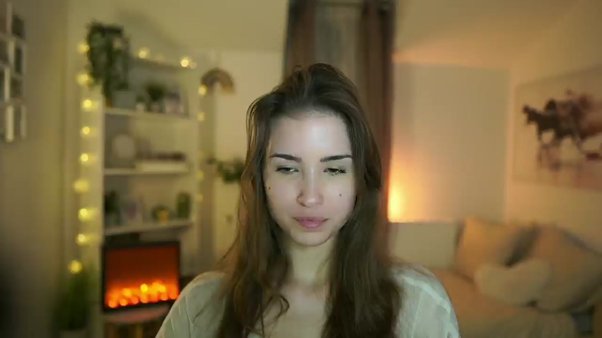 Gallery image thumbnail from Shy_jane's myfreecams stream on, 12/16/2024, 13:22 image 13 of 20