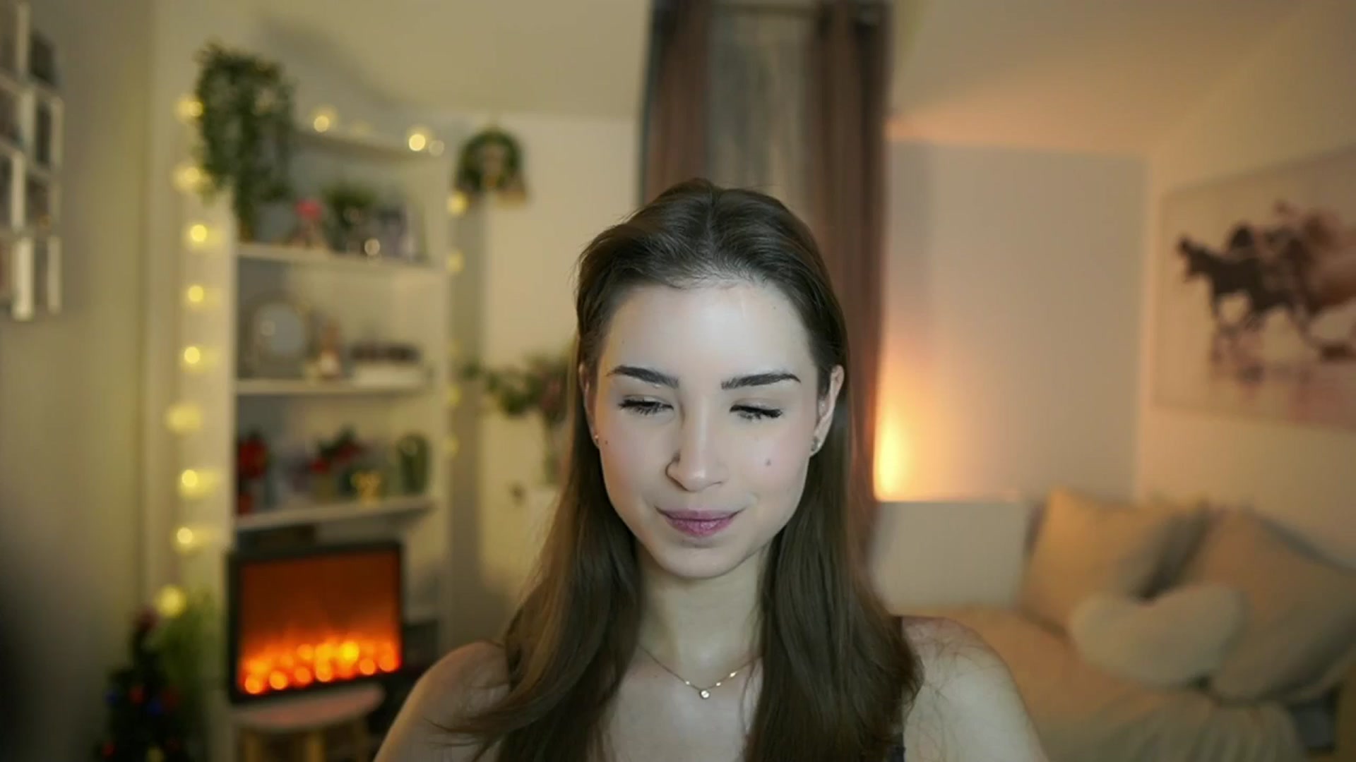 Gallery image thumbnail from Shy_jane's myfreecams stream on, 12/17/2024, 10:15 image 3 of 20