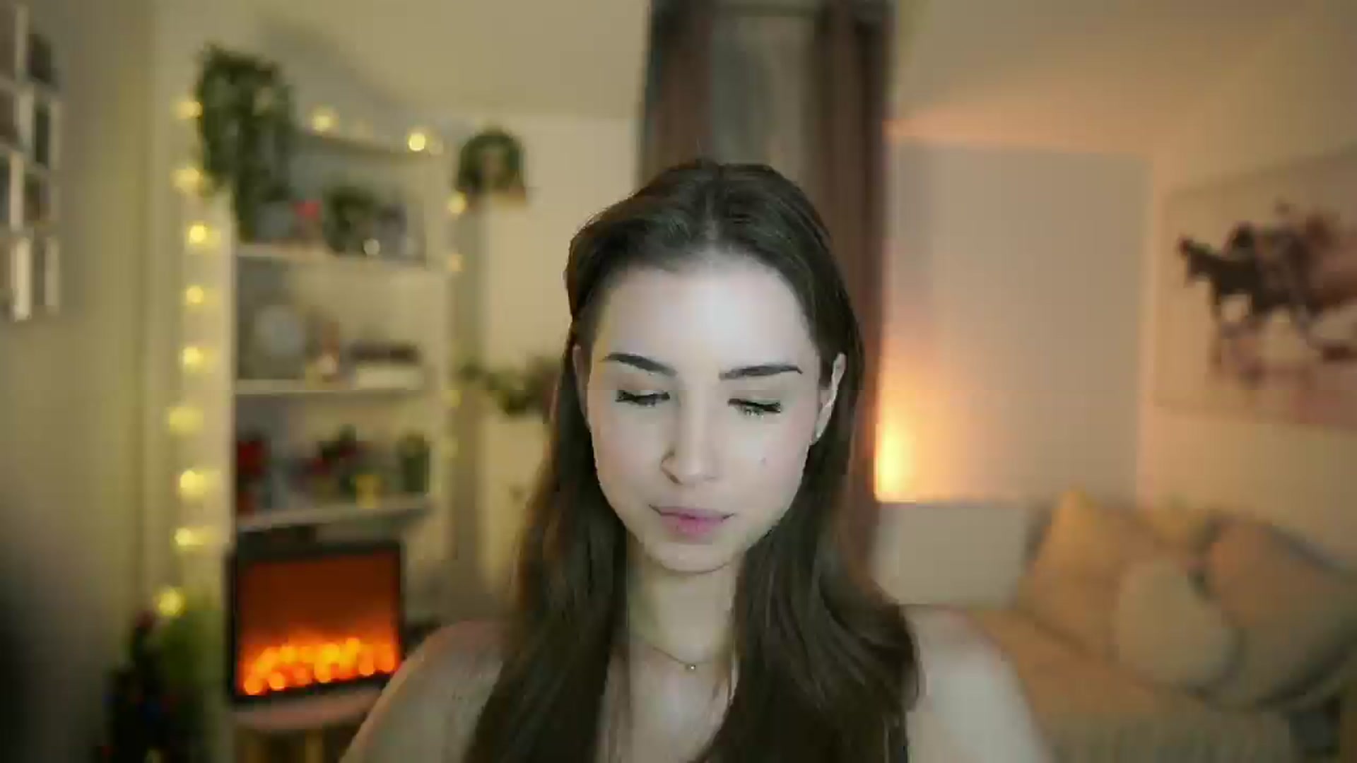 Gallery image thumbnail from Shy_jane's myfreecams stream on, 12/17/2024, 15:05 image 1 of 20