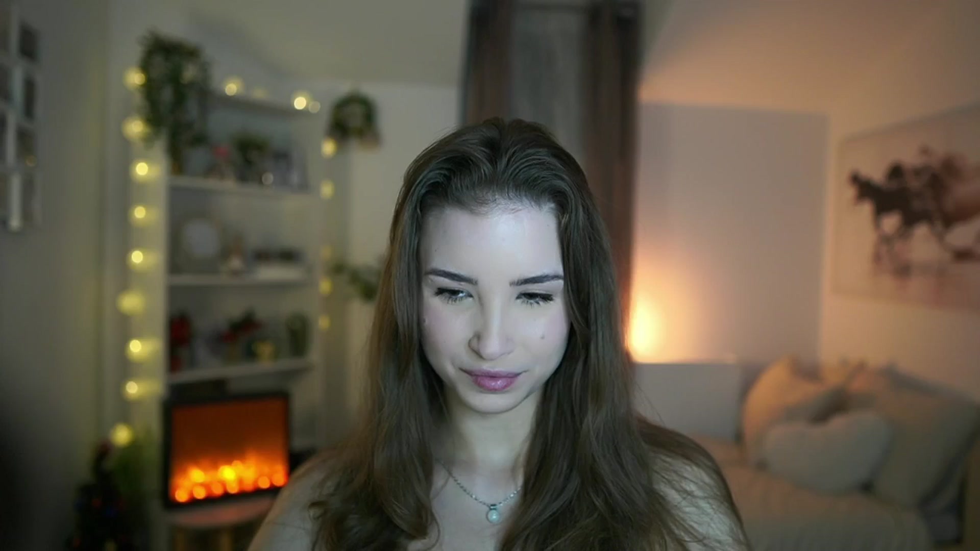 Gallery image thumbnail from Shy_jane's myfreecams stream on, 12/22/2024, 11:26 image 10 of 20