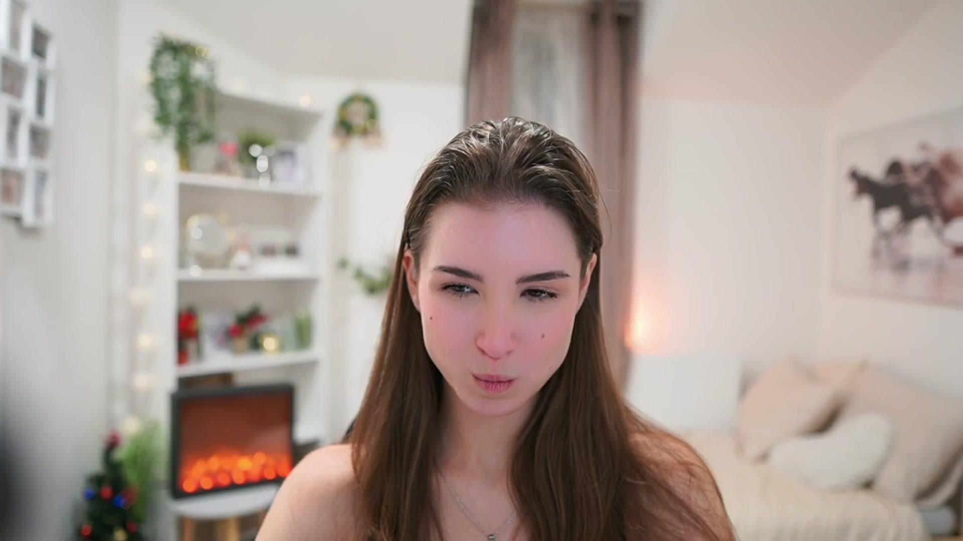 Gallery image thumbnail from Shy_jane's myfreecams stream on, 12/27/2024, 13:52 image 8 of 20