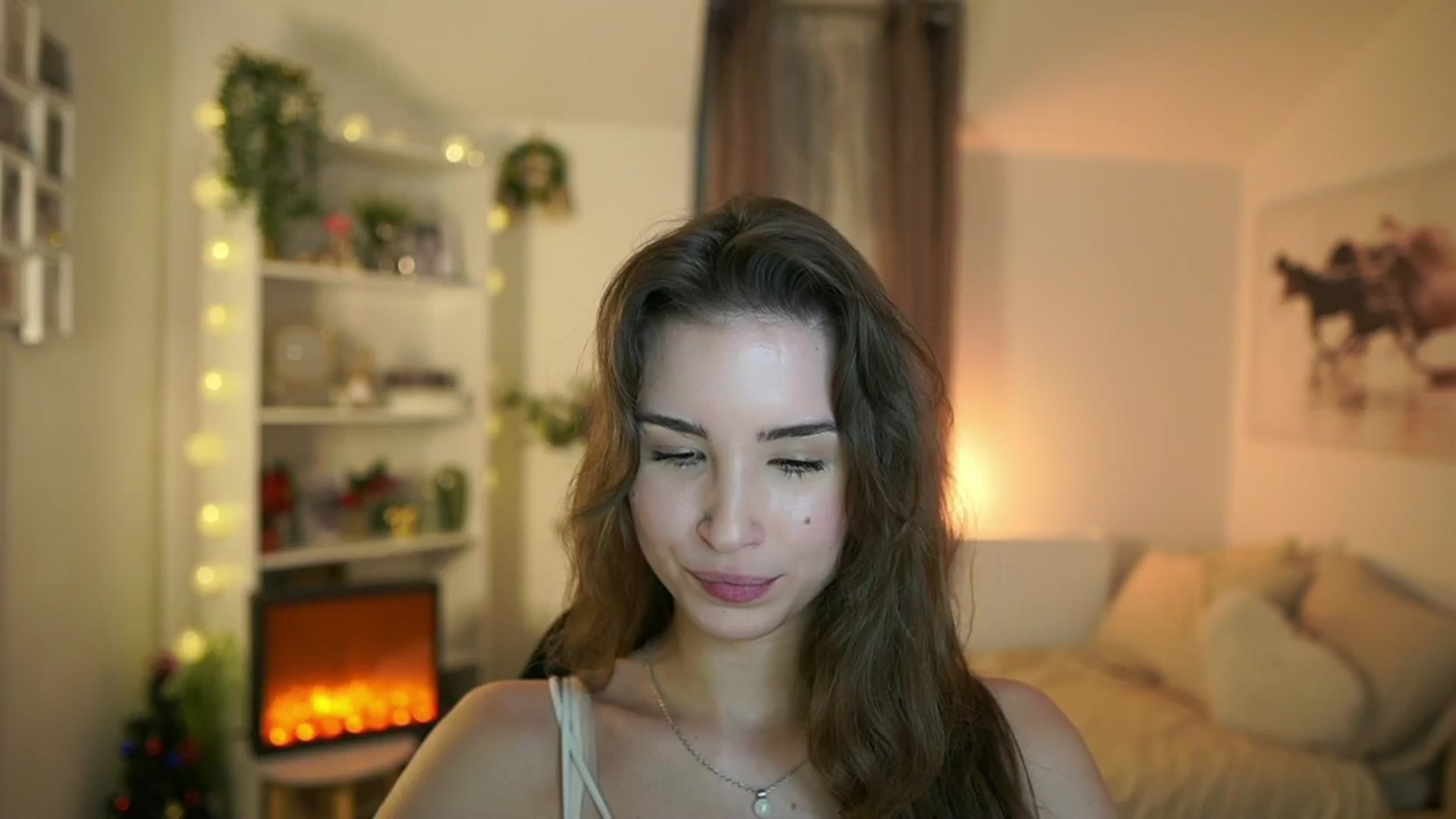 Gallery image thumbnail from Shy_jane's myfreecams stream on, 12/28/2024, 12:28 image 18 of 20