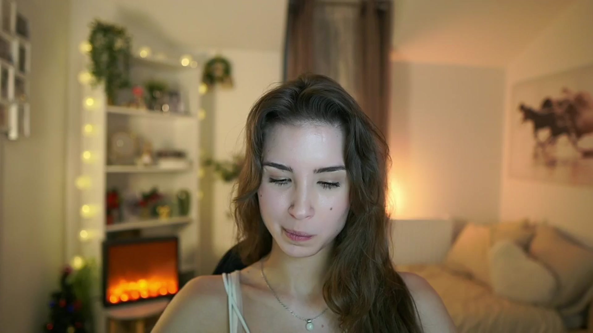 Gallery image thumbnail from Shy_jane's myfreecams stream on, 12/28/2024, 12:28 image 12 of 20