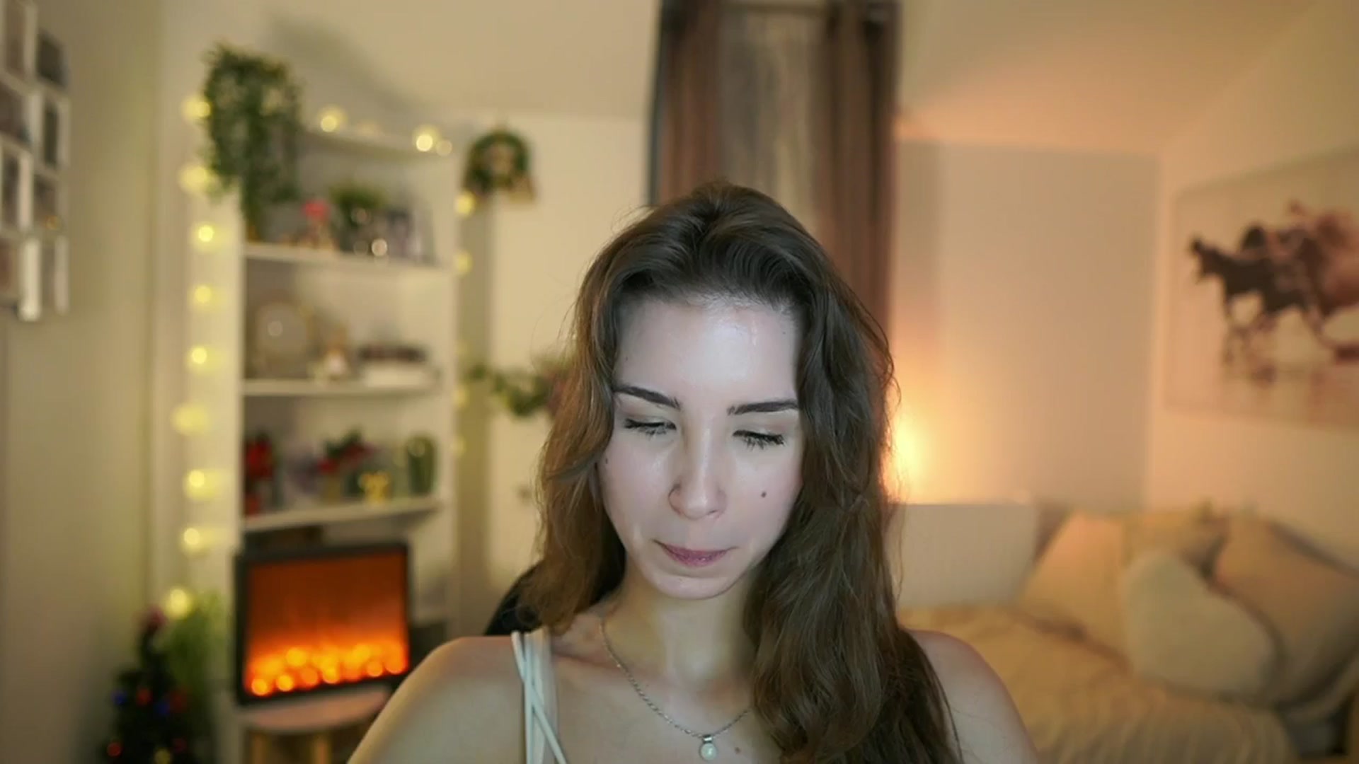 Gallery image thumbnail from Shy_jane's myfreecams stream on, 12/28/2024, 12:28 image 17 of 20