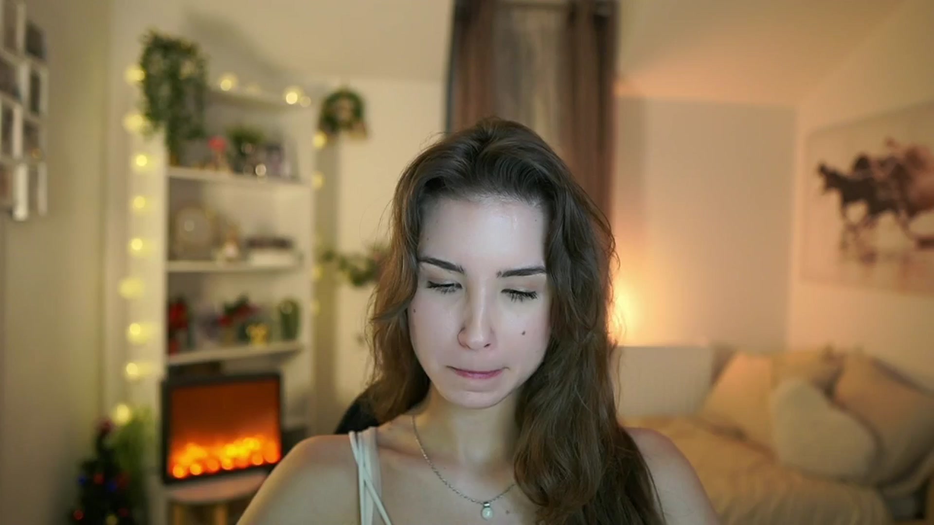 Gallery image thumbnail from Shy_jane's myfreecams stream on, 12/28/2024, 12:28 image 14 of 20