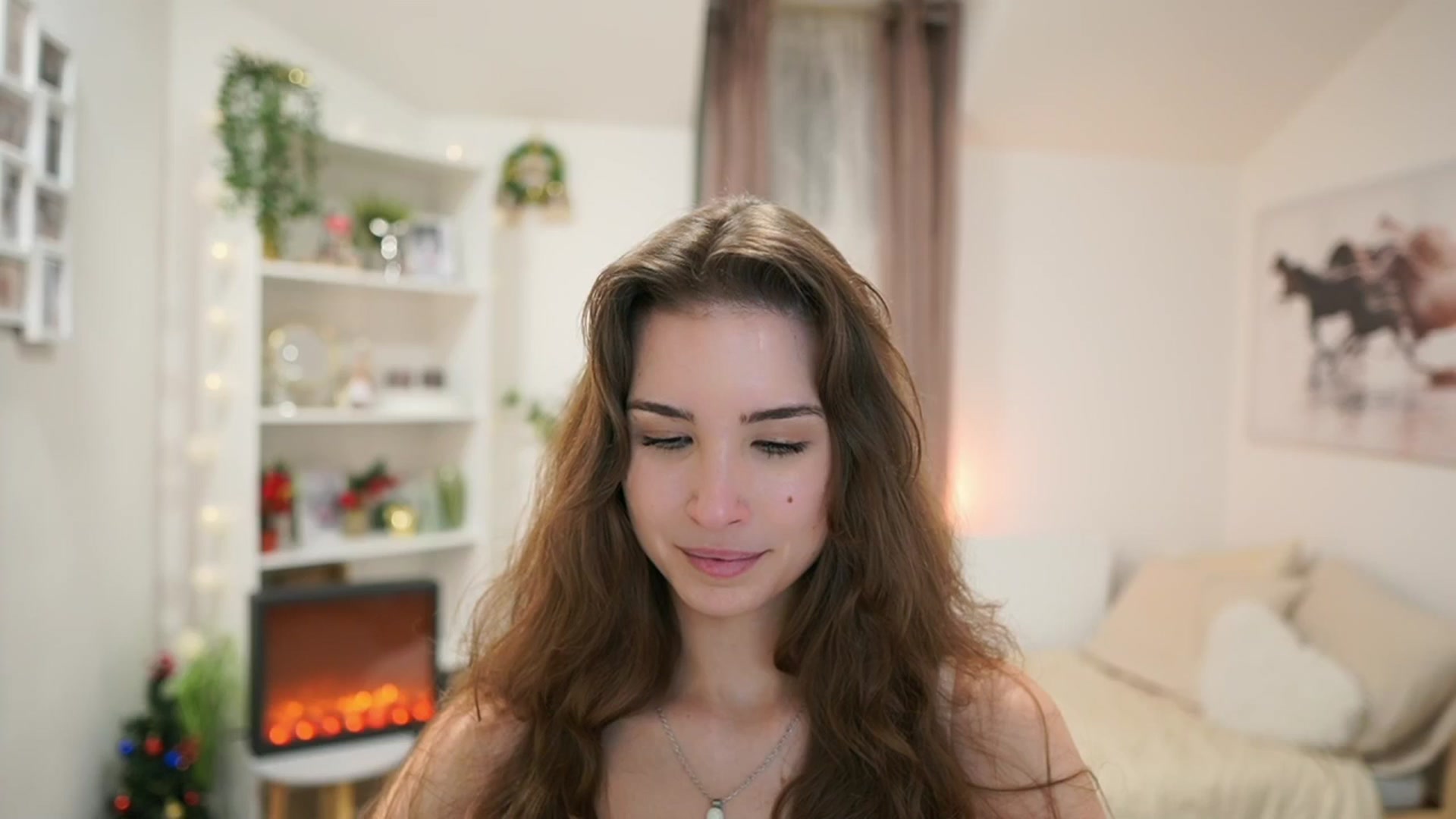 Gallery image thumbnail from Shy_jane's myfreecams stream on, 12/28/2024, 16:44 image 4 of 20