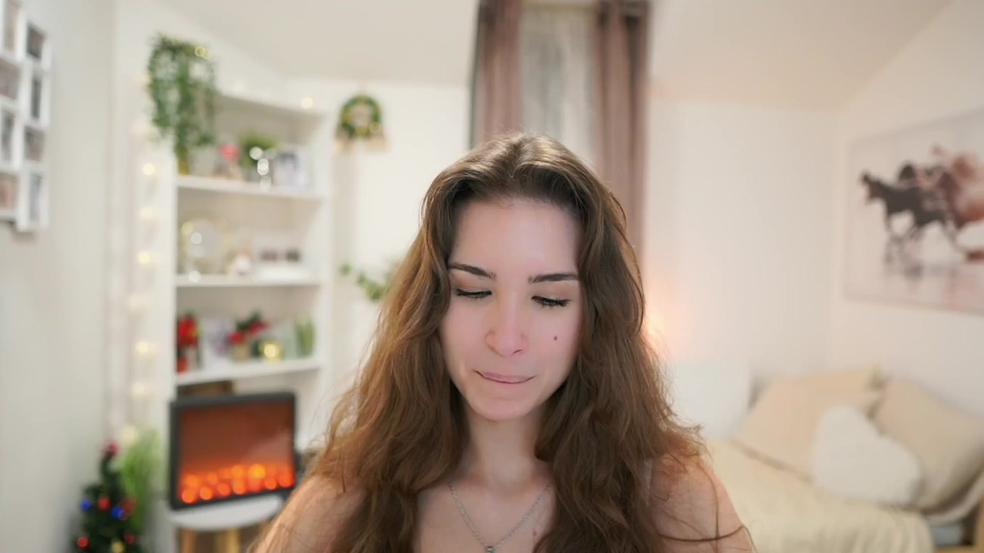 Gallery image thumbnail from Shy_jane's myfreecams stream on, 12/28/2024, 16:44 image 5 of 20