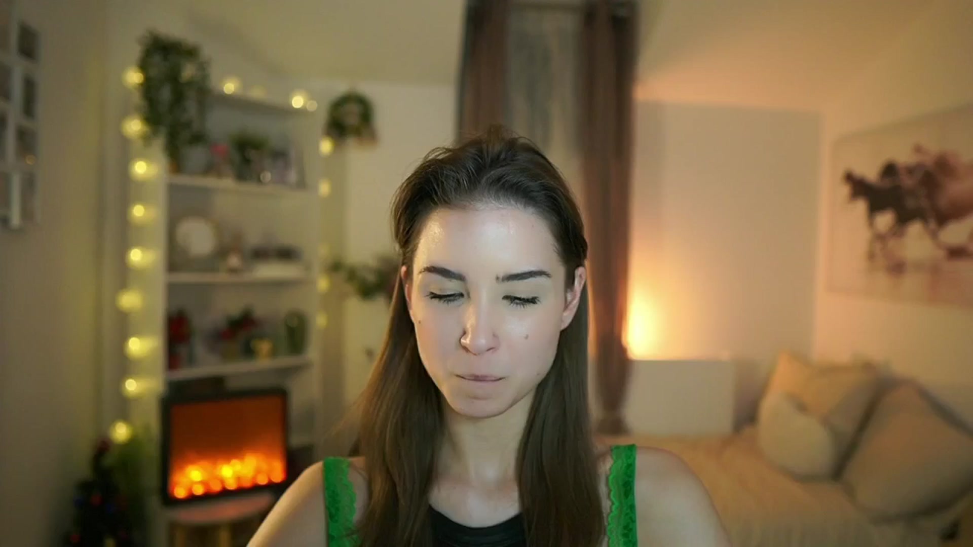 Gallery image thumbnail from Shy_jane's myfreecams stream on, 01/03/2025, 14:42 image 11 of 20