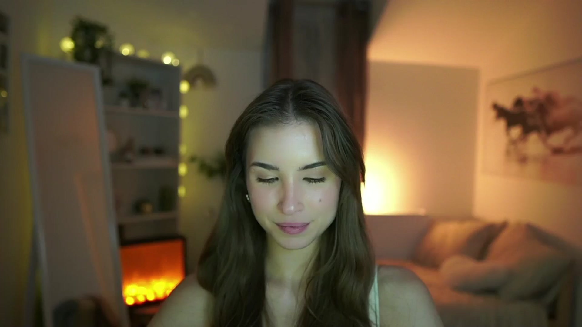 Gallery image thumbnail from Shy_jane's myfreecams stream on, 01/28/2025, 17:34 image 2 of 20
