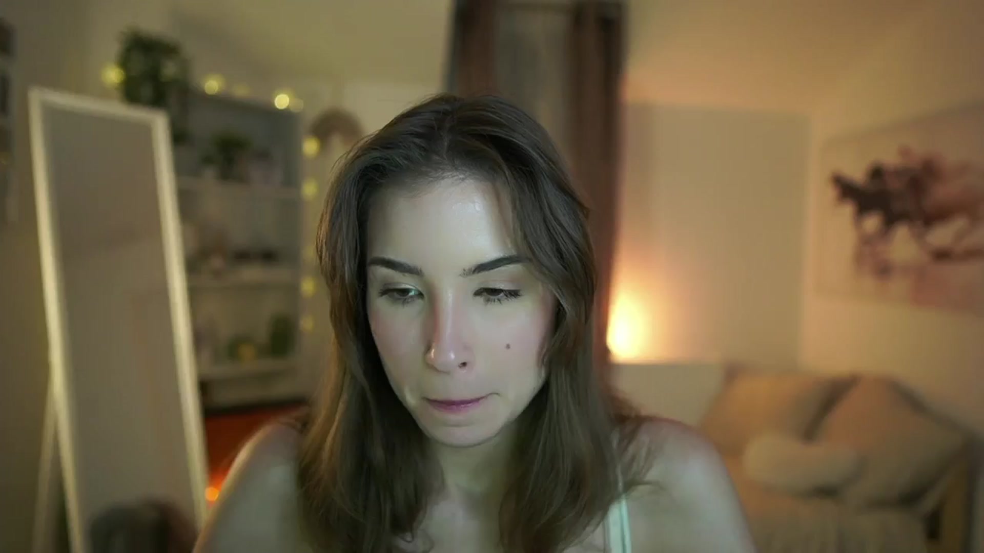 Gallery image thumbnail from Shy_jane's myfreecams stream on, 01/28/2025, 17:34 image 13 of 20