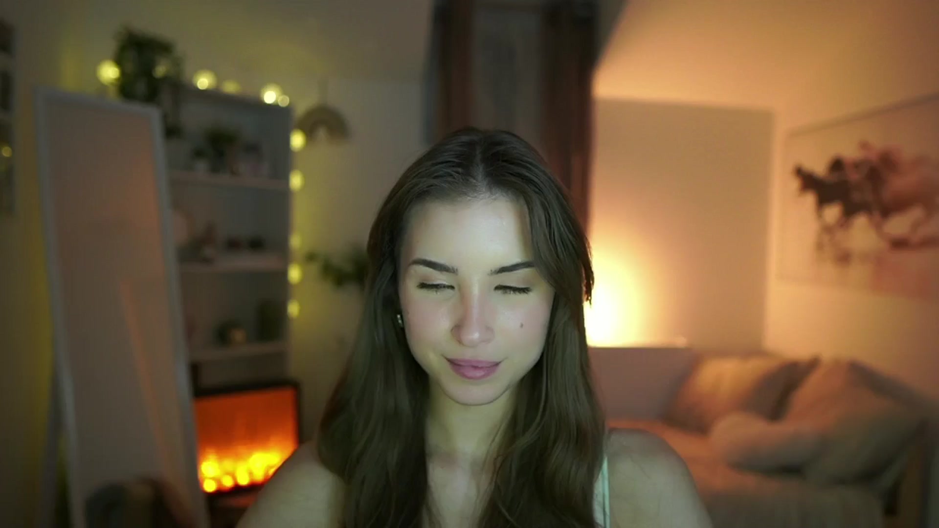 Gallery image thumbnail from Shy_jane's myfreecams stream on, 01/28/2025, 17:34 image 4 of 20