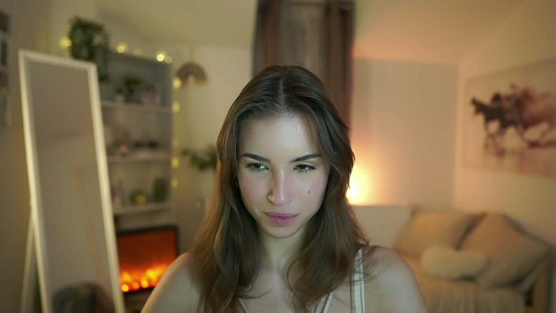 Gallery image thumbnail from Shy_jane's myfreecams stream on, 01/28/2025, 17:34 image 16 of 20