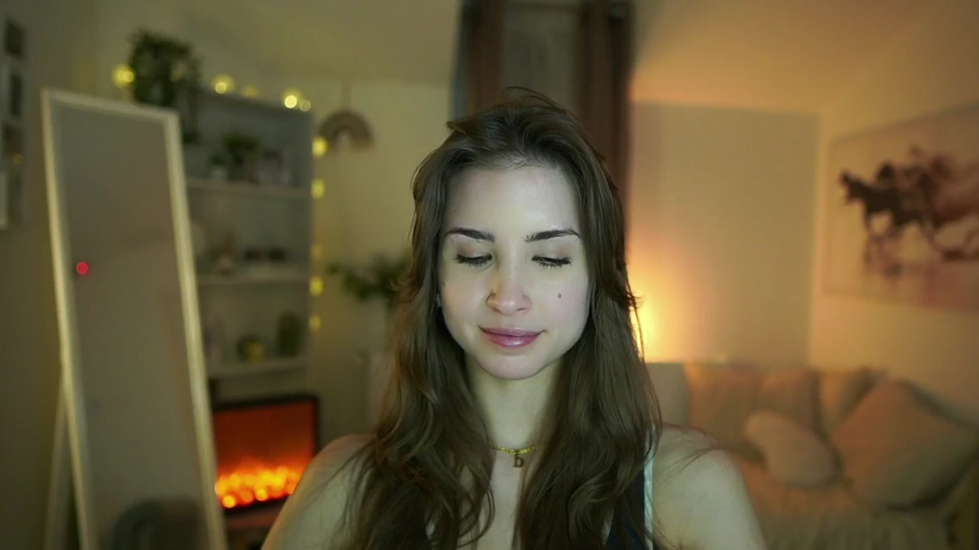 Gallery image thumbnail from Shy_jane's myfreecams stream on, 02/04/2025, 18:00 image 4 of 20