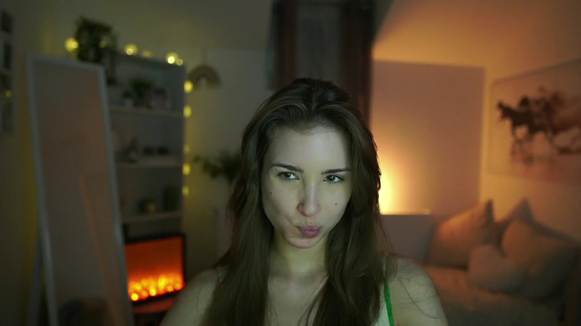 Gallery image thumbnail from Shy_jane's myfreecams stream on, 02/09/2025, 18:04 image 9 of 20