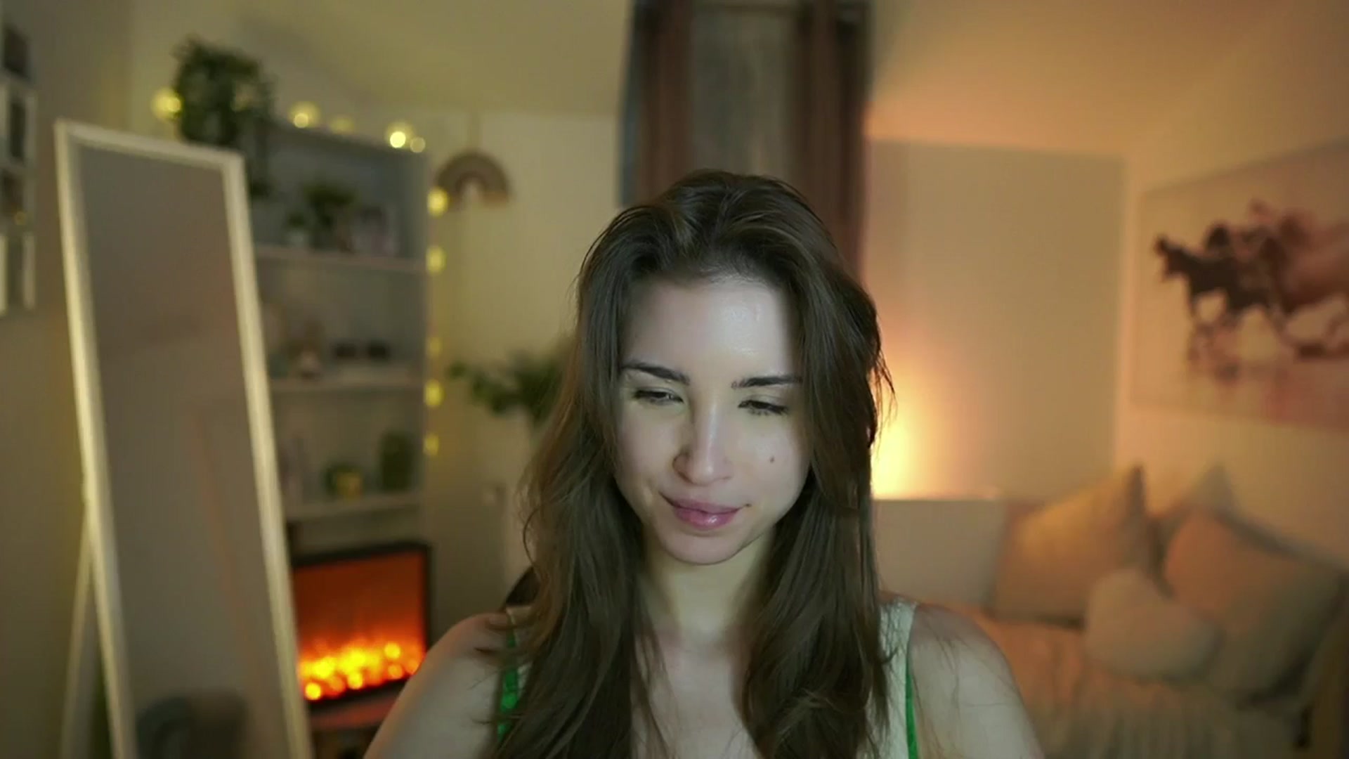 Gallery image thumbnail from Shy_jane's myfreecams stream on, 02/09/2025, 18:45 image 7 of 20