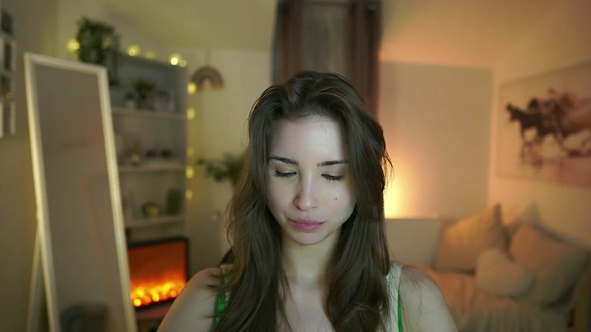 Gallery image thumbnail from Shy_jane's myfreecams stream on, 02/09/2025, 18:45 image 4 of 20