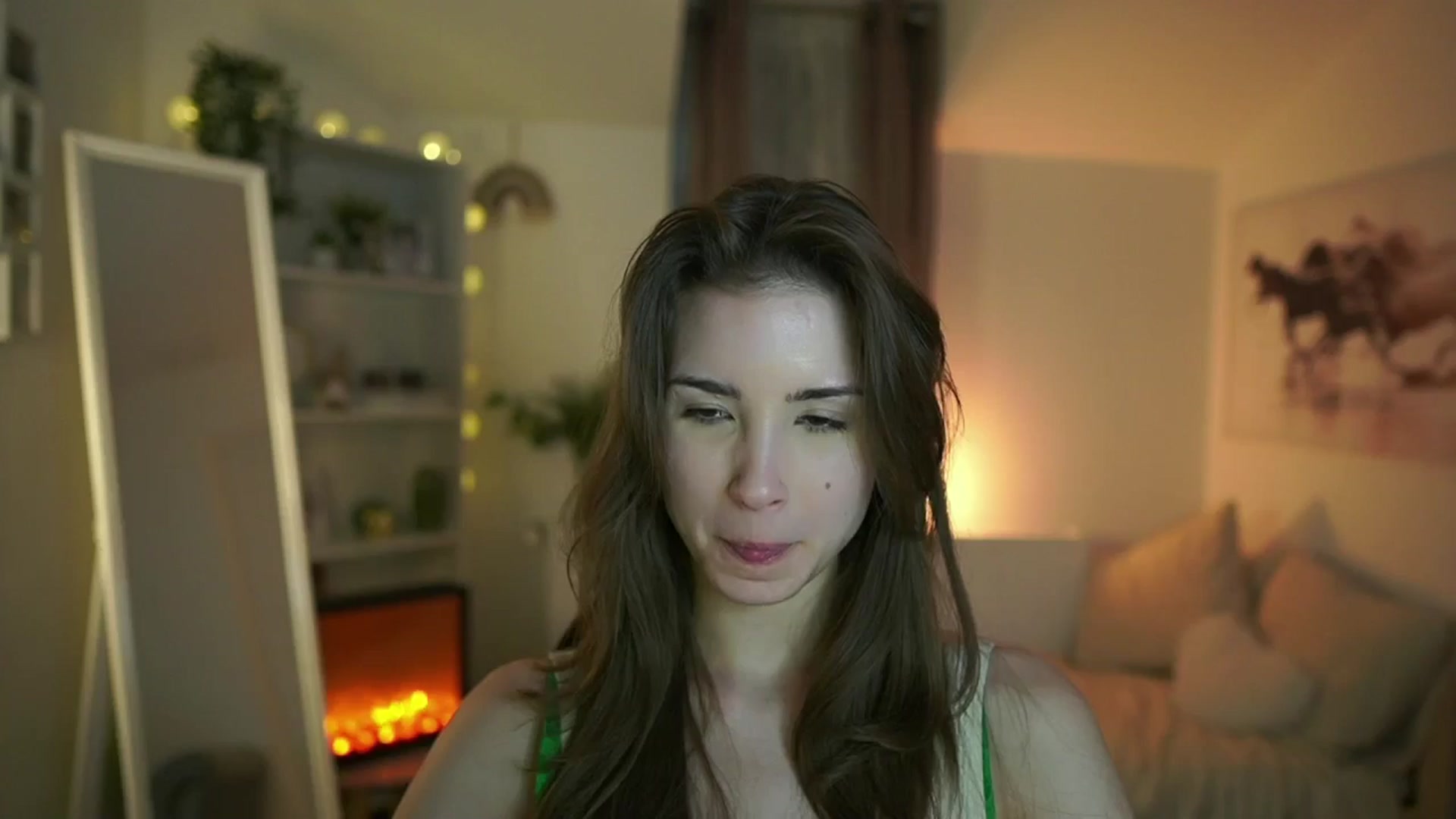 Gallery image thumbnail from Shy_jane's myfreecams stream on, 02/09/2025, 18:45 image 10 of 20