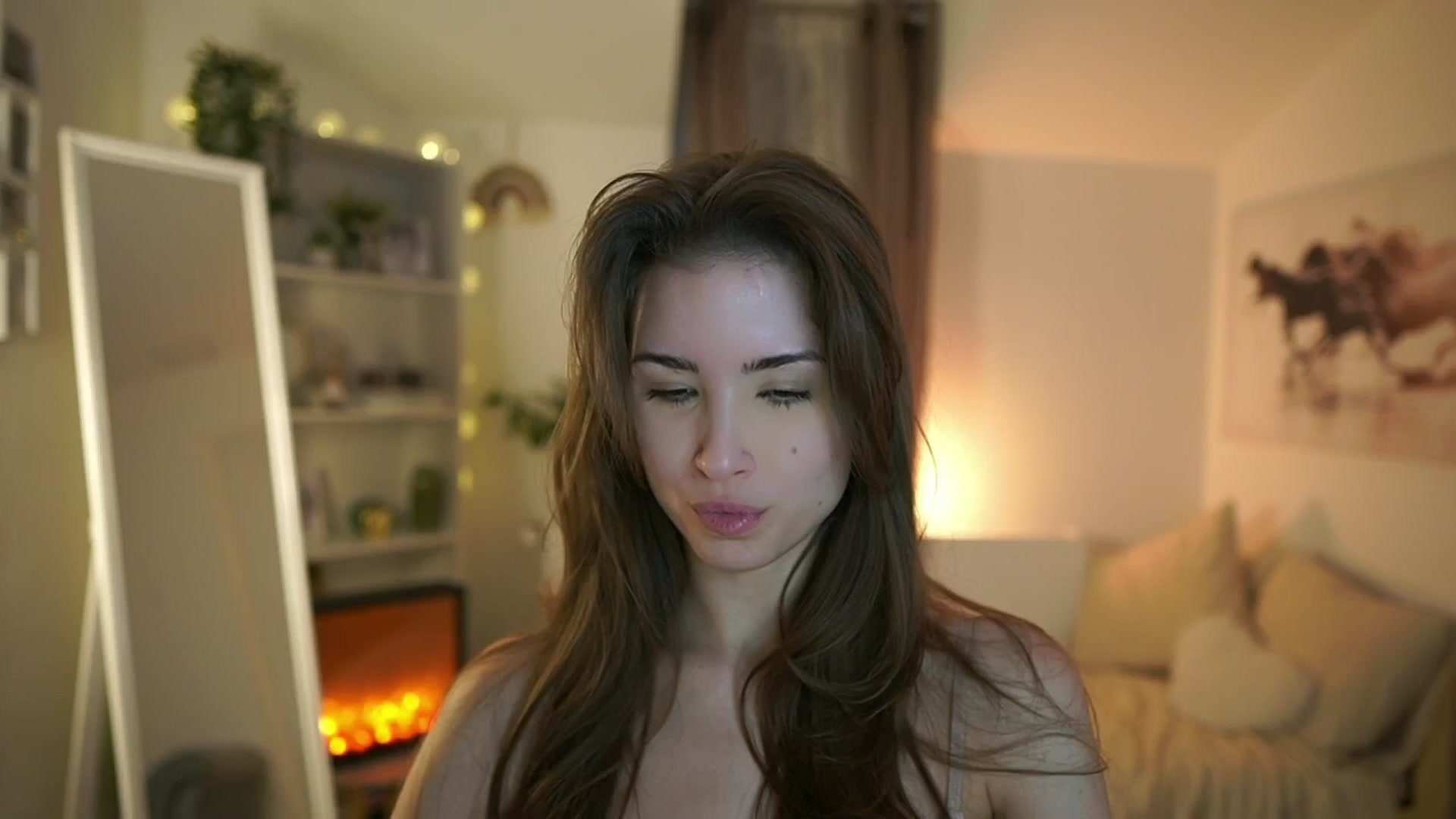 Gallery image thumbnail from Shy_jane's myfreecams stream on, 02/10/2025, 11:48 image 10 of 20