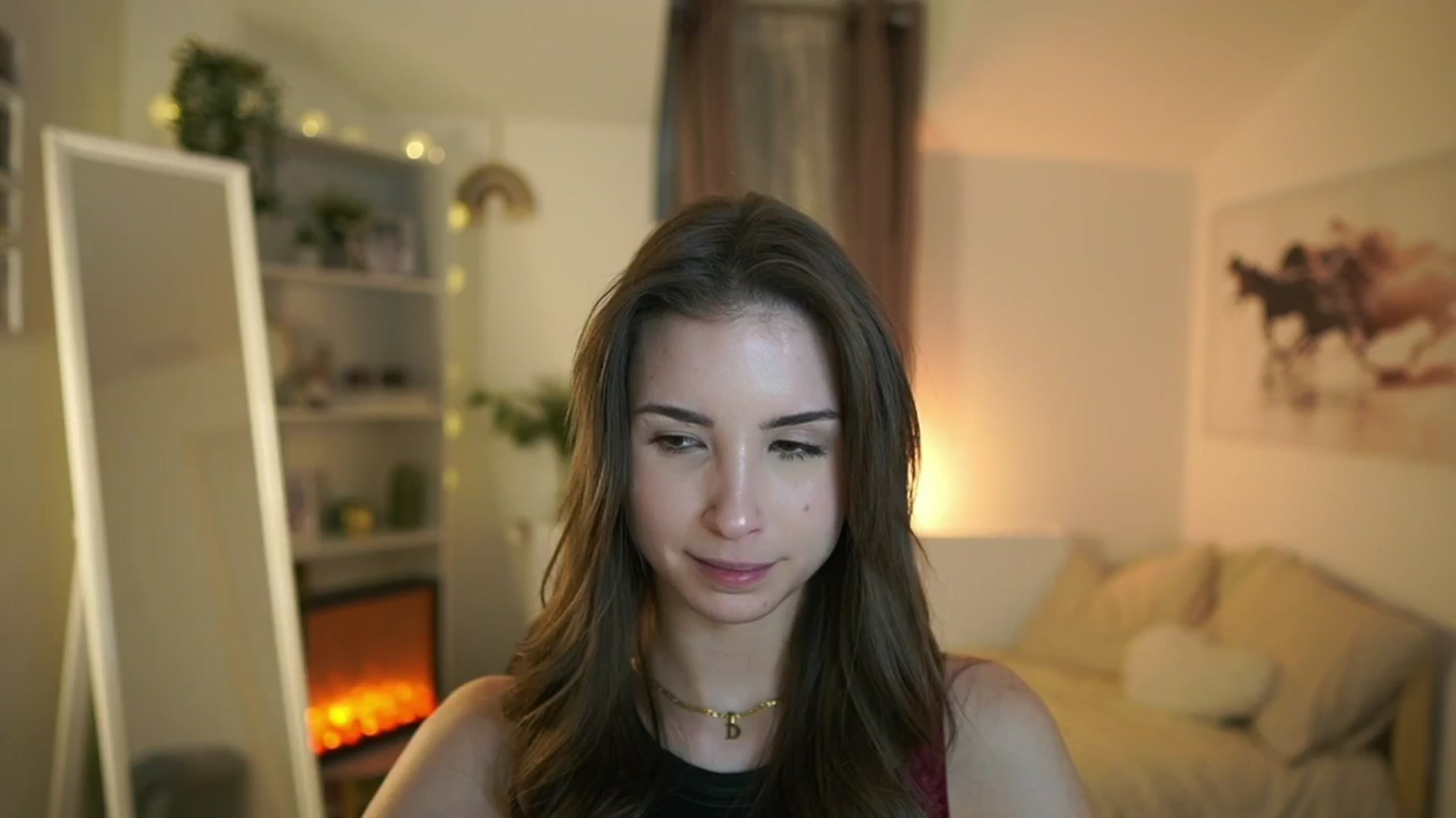 Gallery image thumbnail from Shy_jane's myfreecams stream on, 02/18/2025, 14:37 image 6 of 20