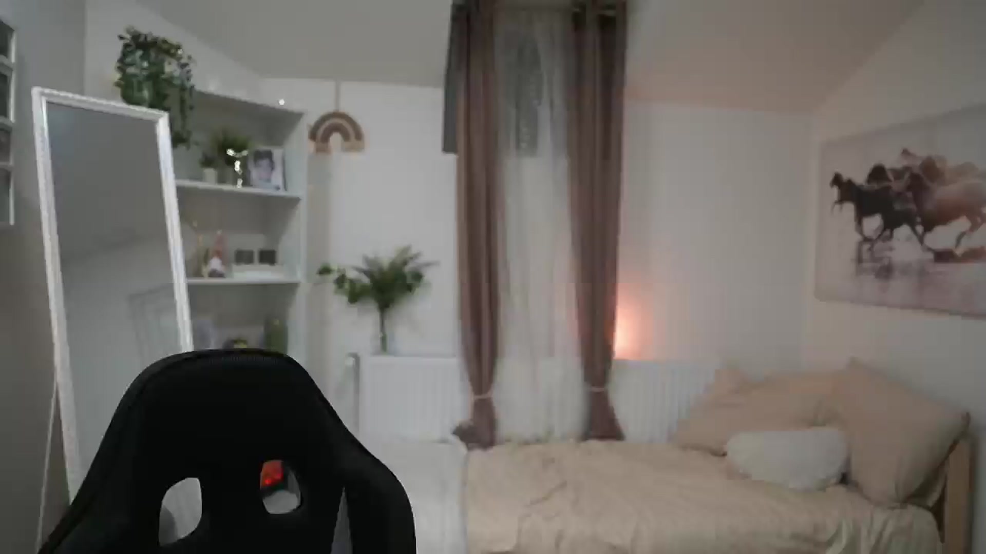 Gallery image thumbnail from Shy_jane's myfreecams stream on, 02/21/2025, 12:34 image 11 of 20