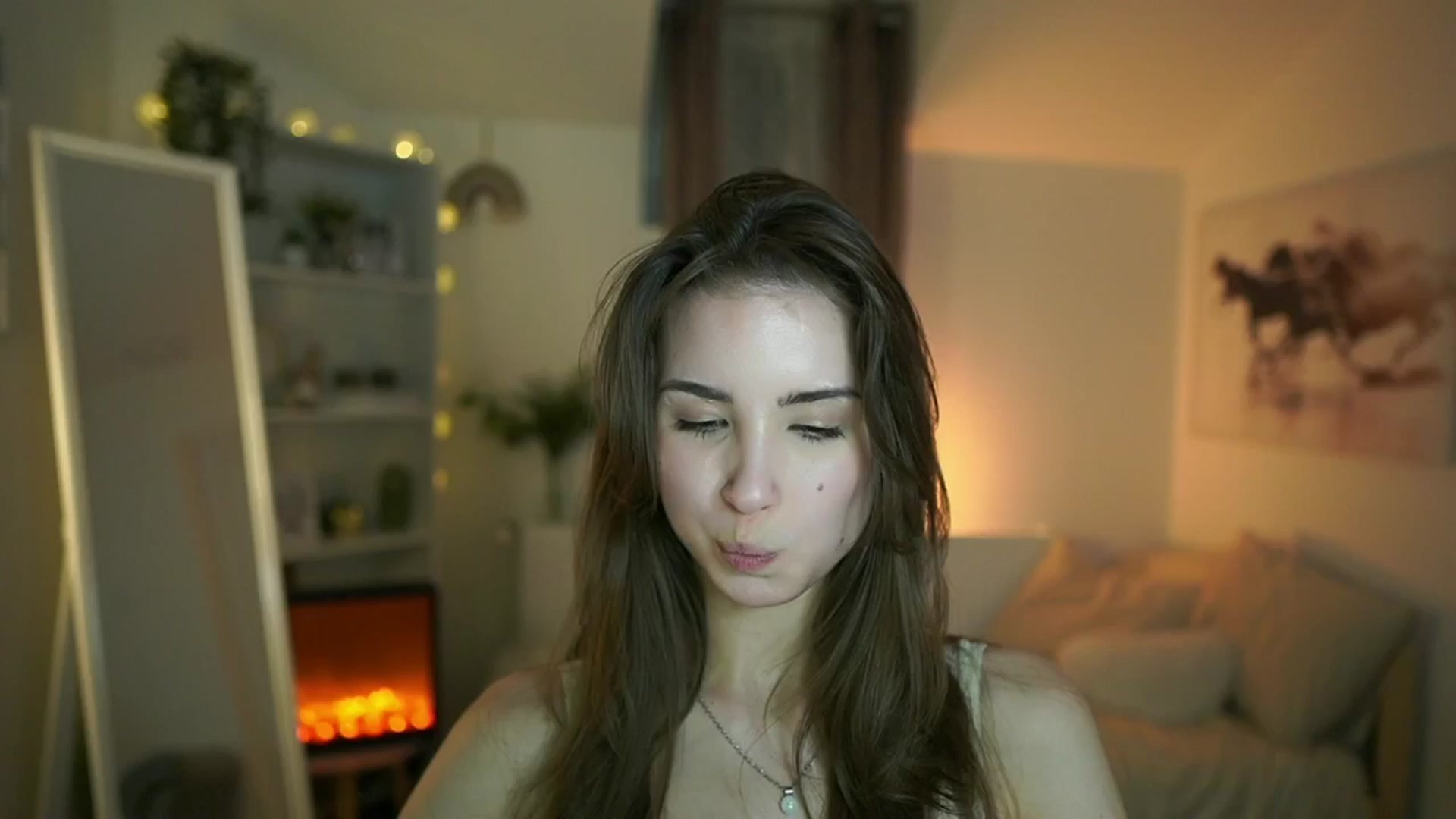 Gallery image thumbnail from Shy_jane's myfreecams stream on, 02/24/2025, 17:51 image 15 of 20