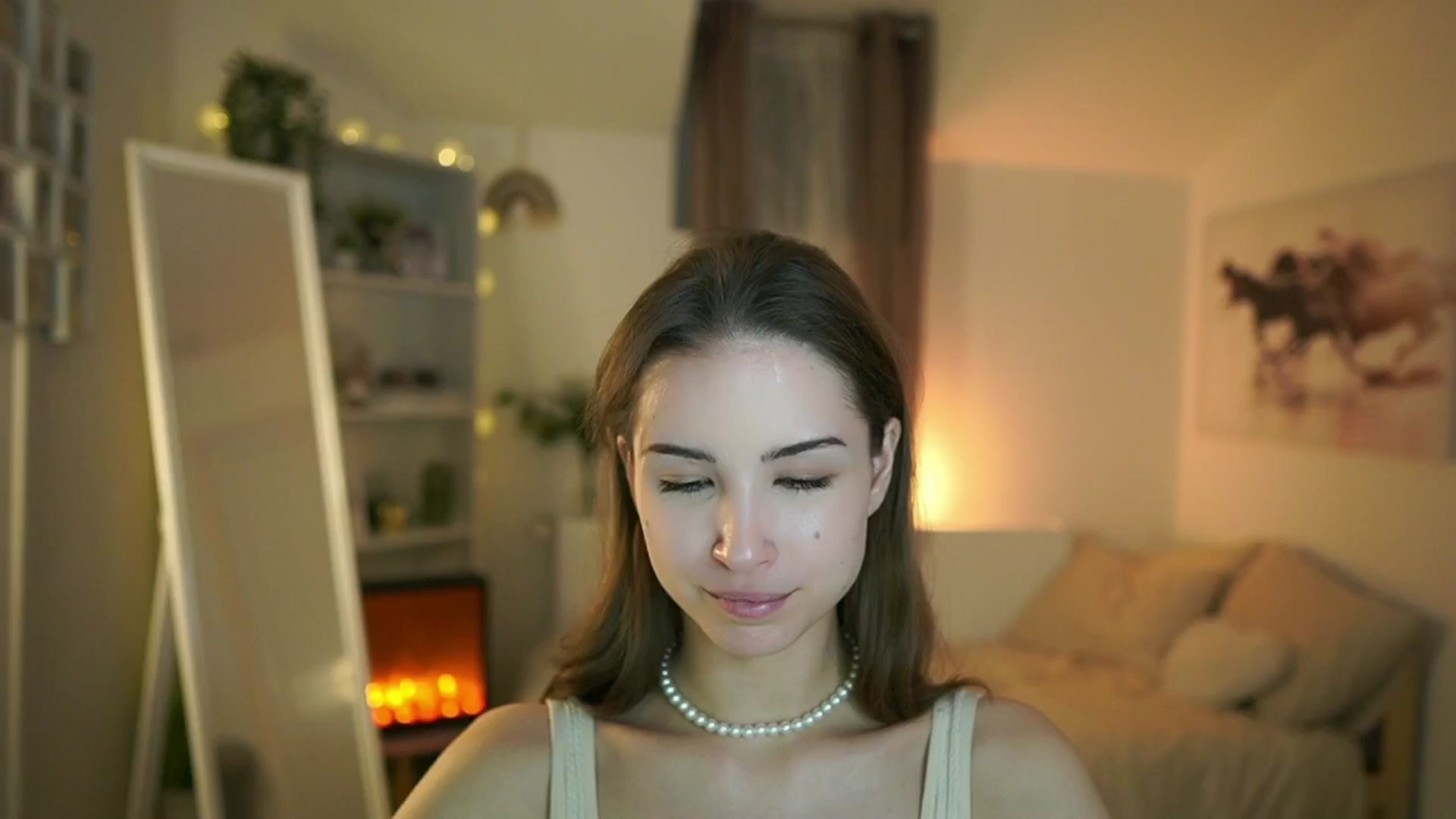 Gallery image thumbnail from Shy_jane's myfreecams stream on, 03/04/2025, 13:27 image 6 of 20