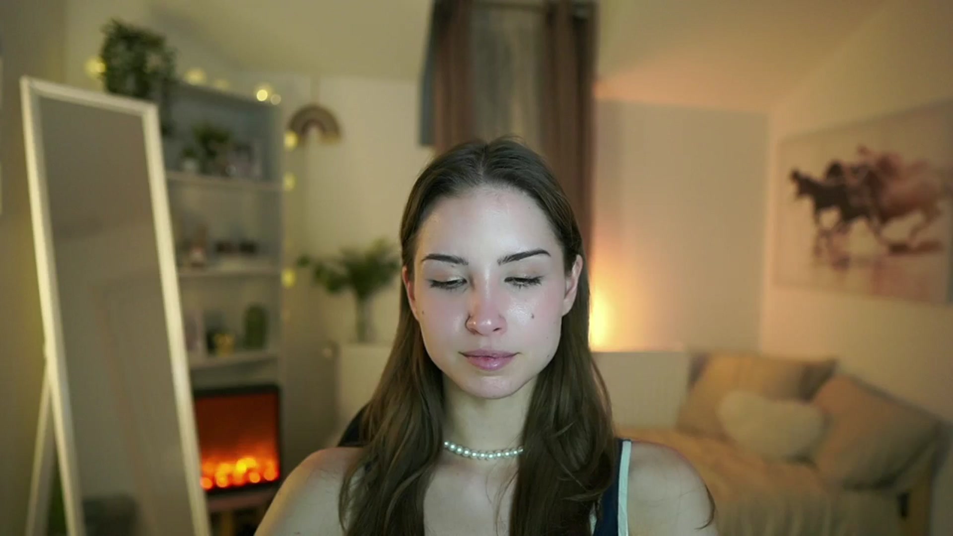 Gallery image thumbnail from Shy_jane's myfreecams stream on, 03/05/2025, 16:14 image 6 of 20