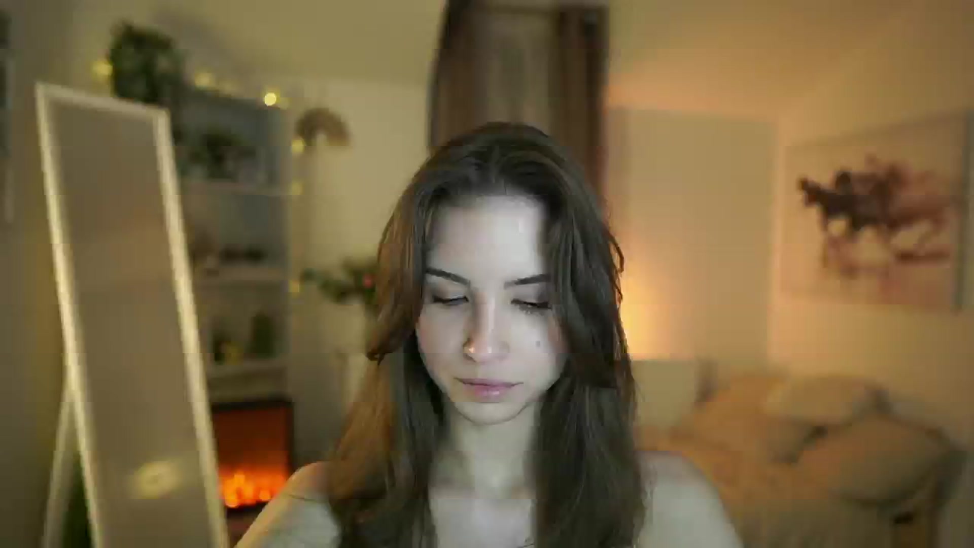 Gallery image thumbnail from Shy_jane's myfreecams stream on, 03/31/2025, 17:20 image 4 of 20