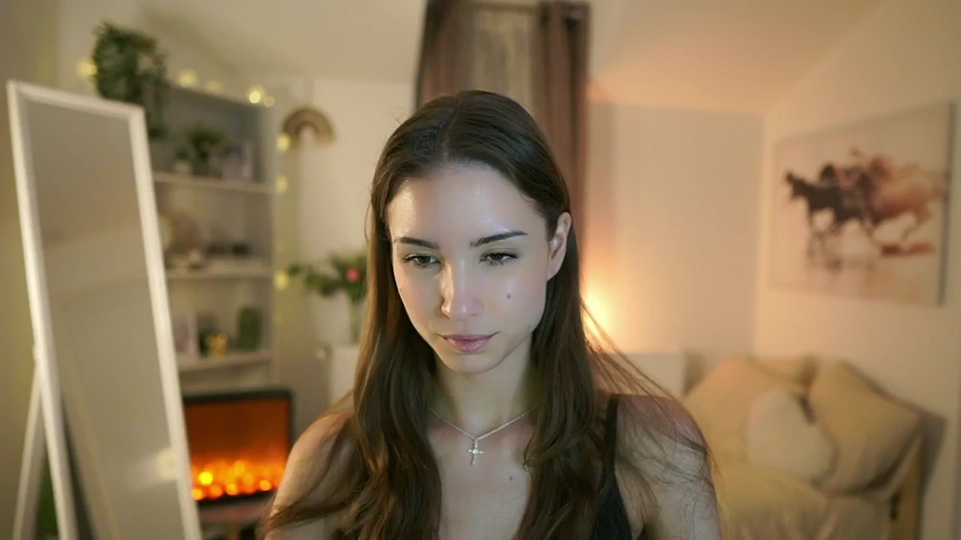 Gallery image thumbnail from Shy_jane's myfreecams stream on, 04/08/2025, 17:11 image 7 of 20