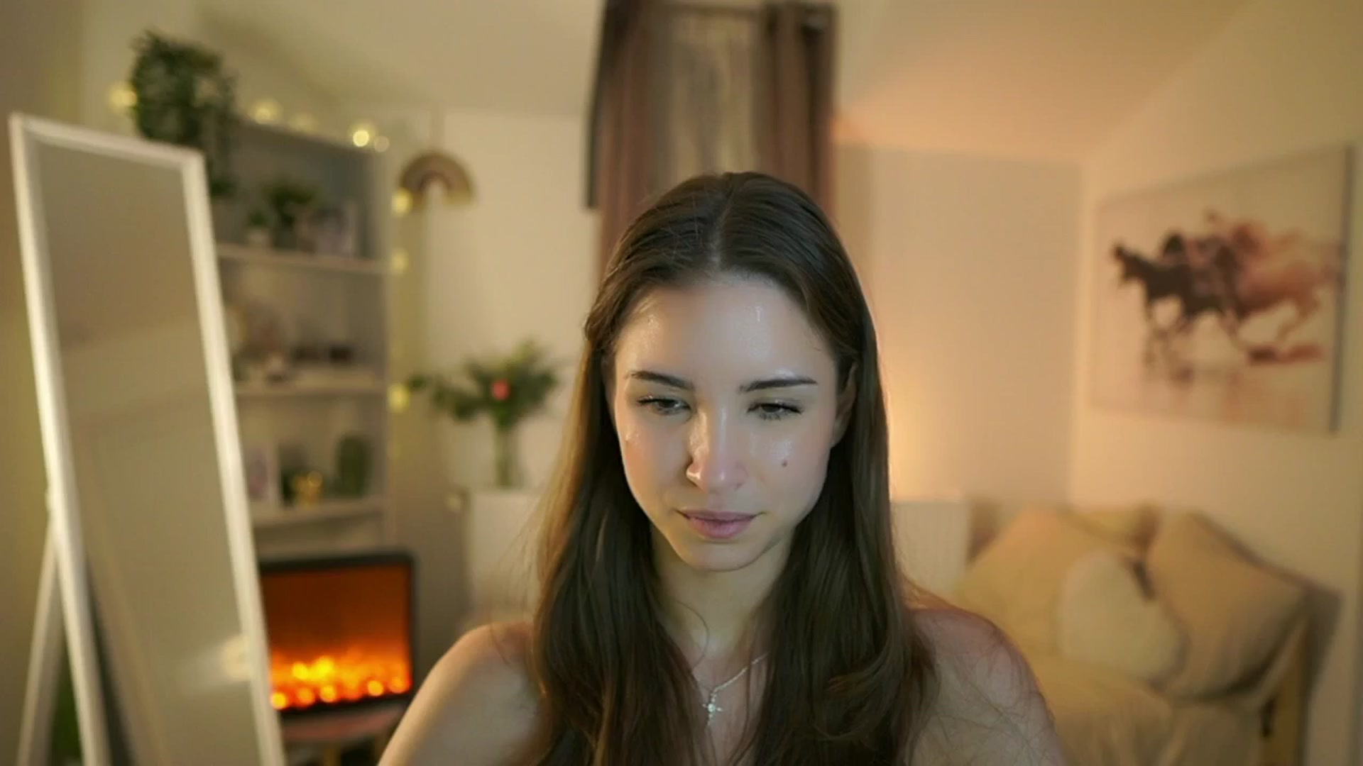 Gallery image thumbnail from Shy_jane's myfreecams stream on, 04/08/2025, 17:11 image 5 of 20