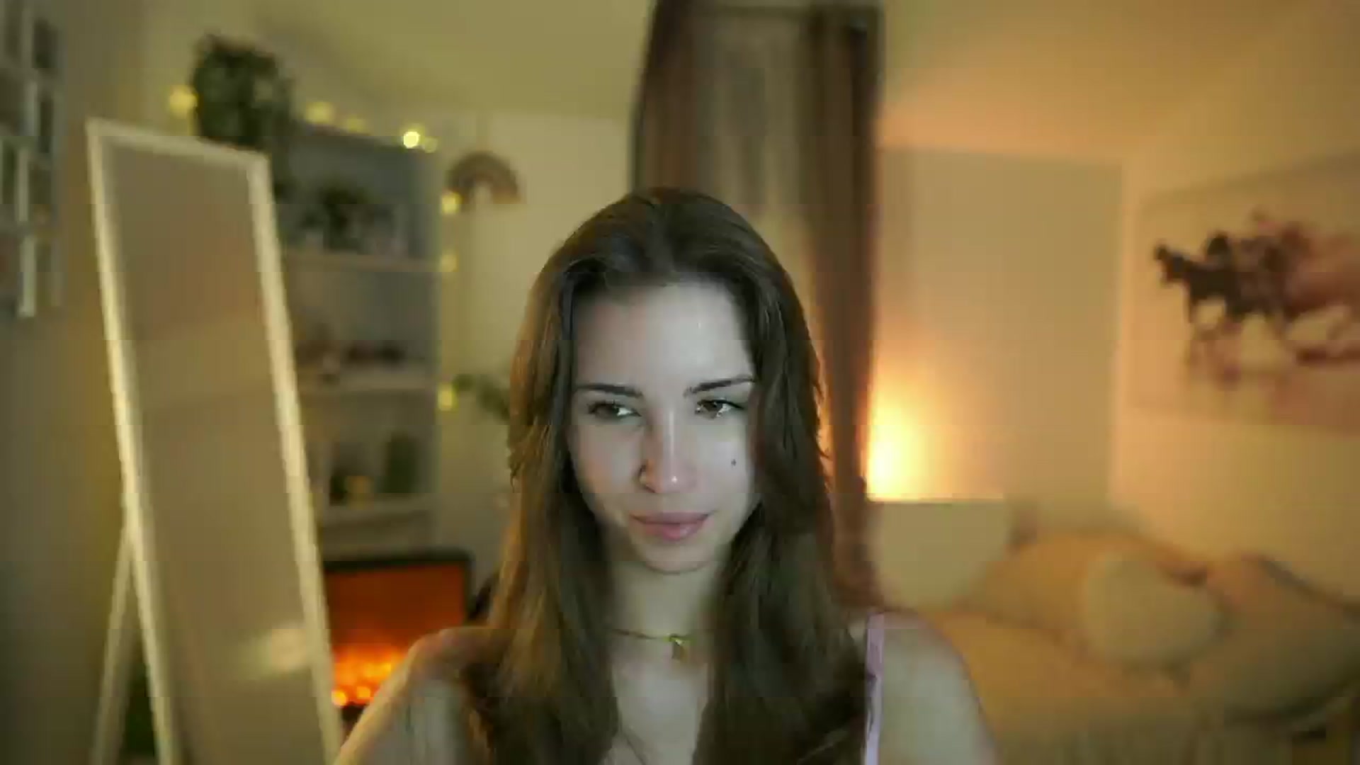 Gallery image thumbnail from Shy_jane's myfreecams stream on, 04/22/2025, 17:40 image 10 of 20