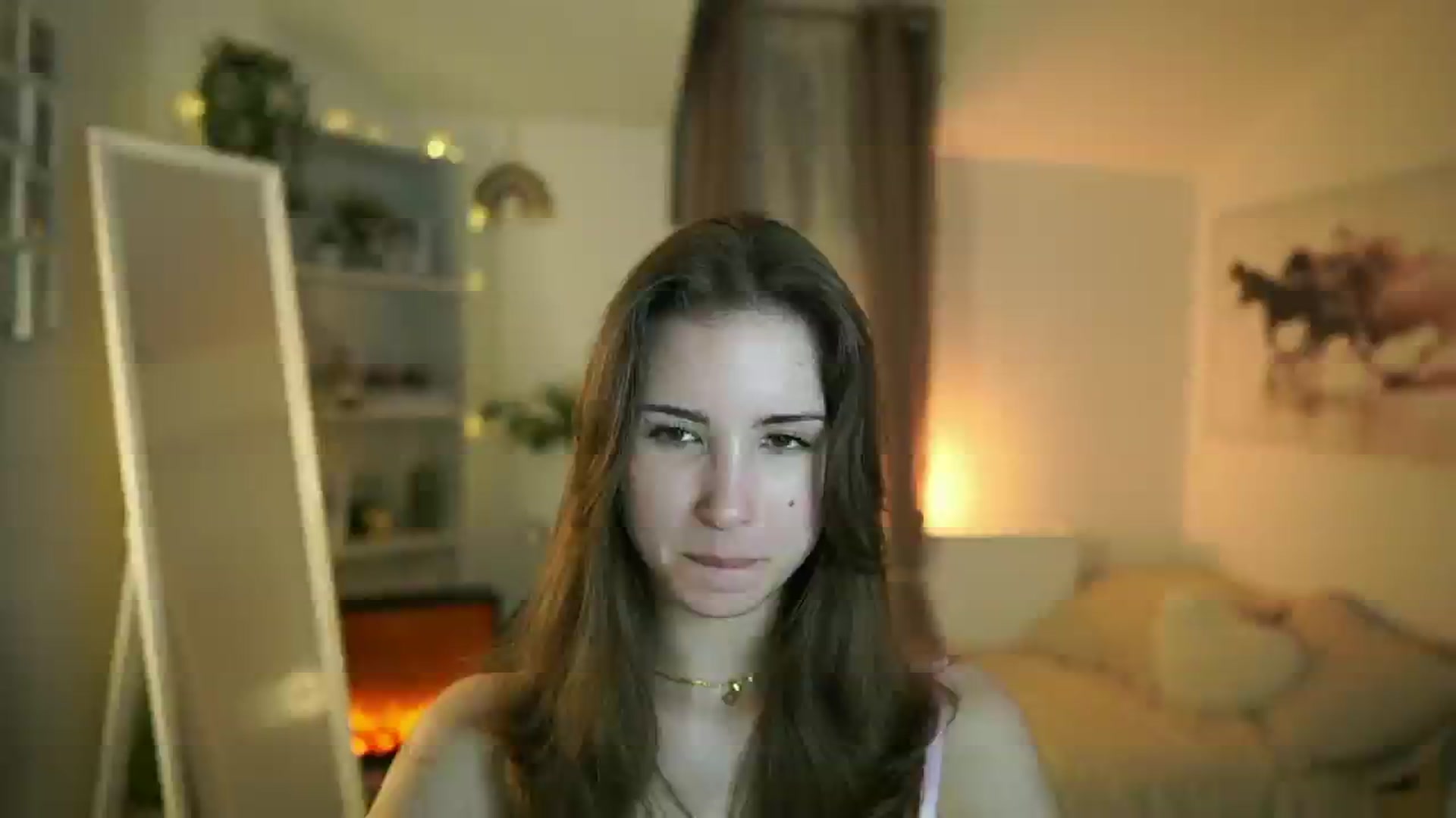 Gallery image thumbnail from Shy_jane's myfreecams stream on, 04/22/2025, 17:40 image 16 of 20