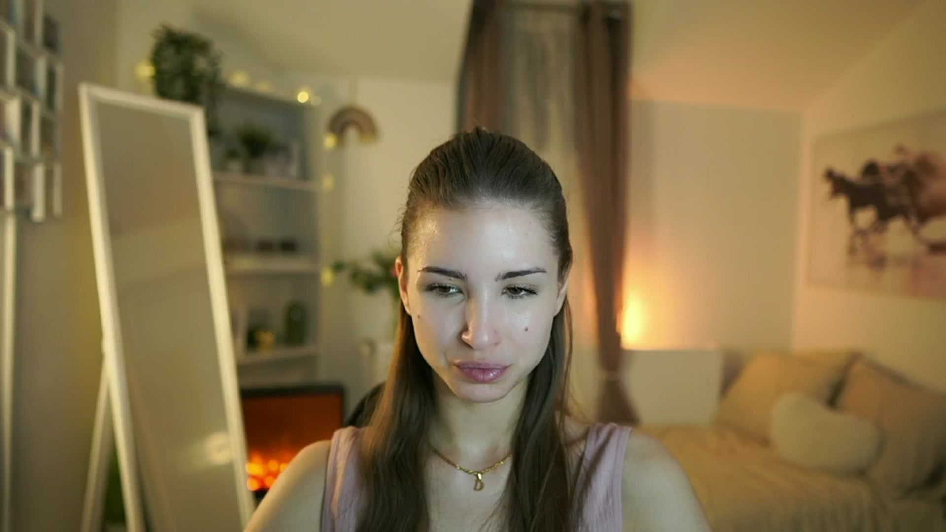 Gallery image thumbnail from Shy_jane's myfreecams stream on, 04/23/2025, 10:03 image 7 of 20