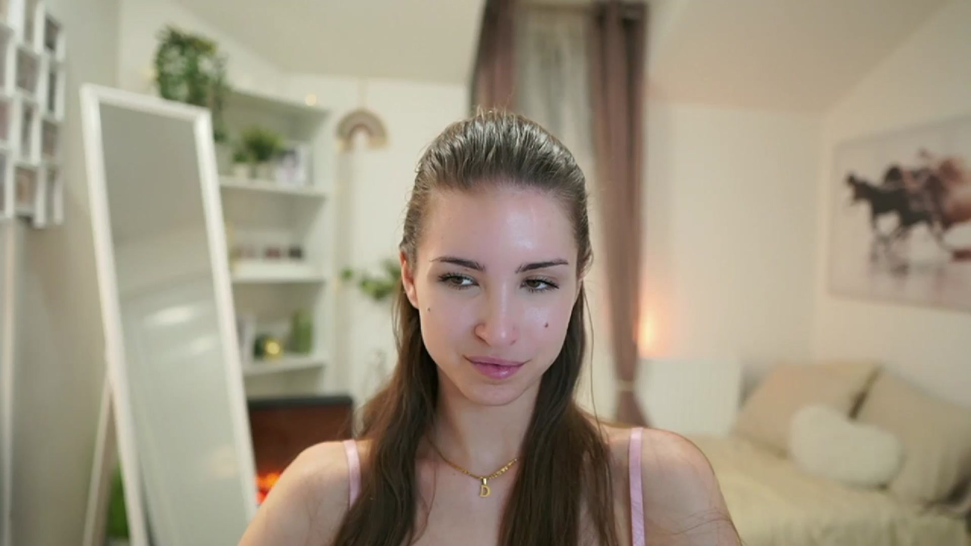 Gallery image thumbnail from Shy_jane's myfreecams stream on, 04/23/2025, 12:15 image 7 of 20