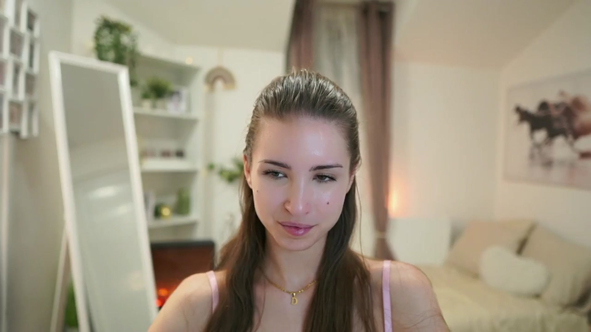 Gallery image thumbnail from Shy_jane's myfreecams stream on, 04/23/2025, 12:15 image 9 of 20