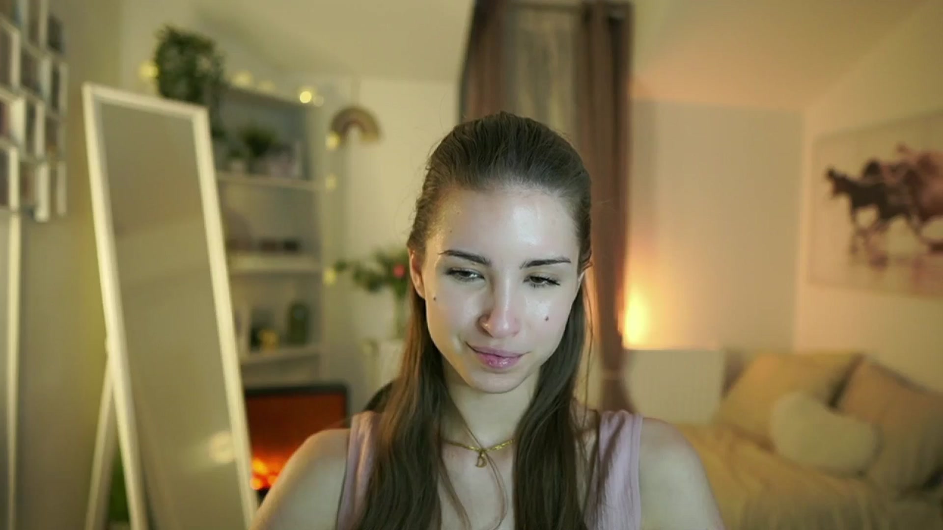 Gallery image thumbnail from Shy_jane's myfreecams stream on, 04/23/2025, 14:51 image 10 of 20