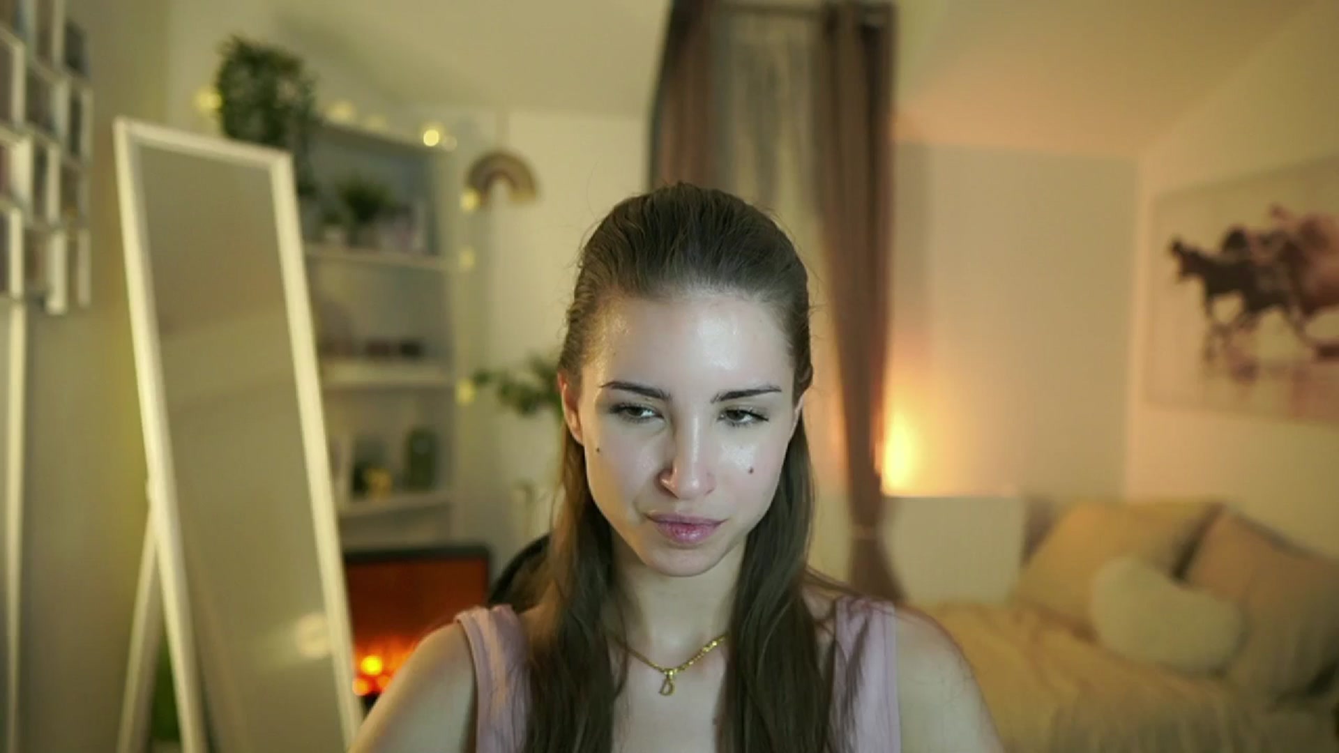 Gallery image thumbnail from Shy_jane's myfreecams stream on, 04/23/2025, 14:51 image 7 of 20