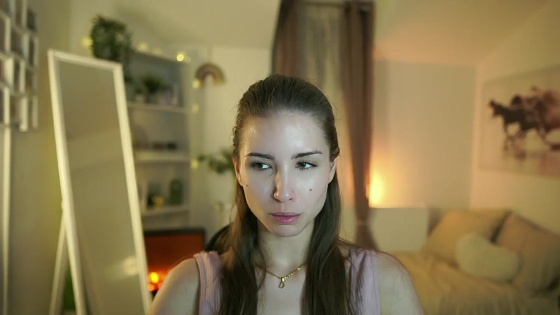 Gallery image thumbnail from Shy_jane's myfreecams stream on, 04/23/2025, 14:51 image 2 of 20