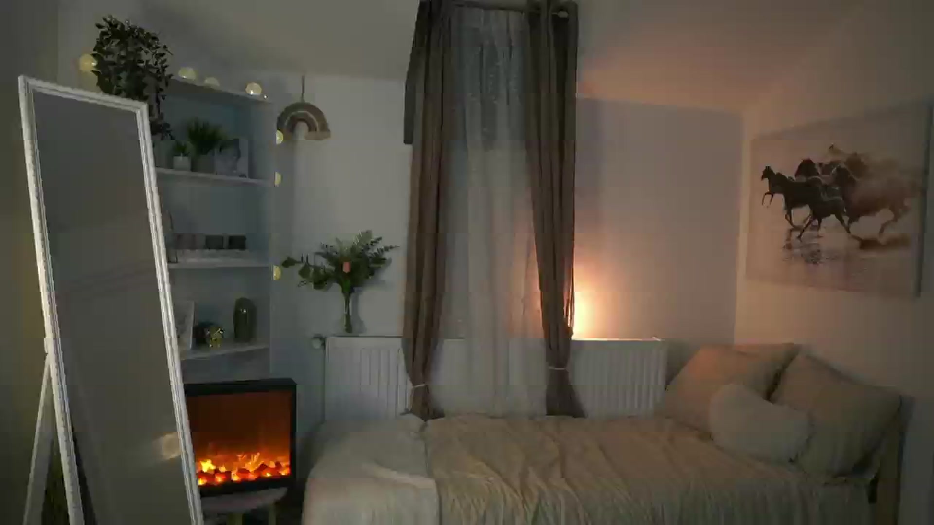 Gallery image thumbnail from Shy_jane's myfreecams stream on, 04/25/2025, 11:14 image 11 of 20