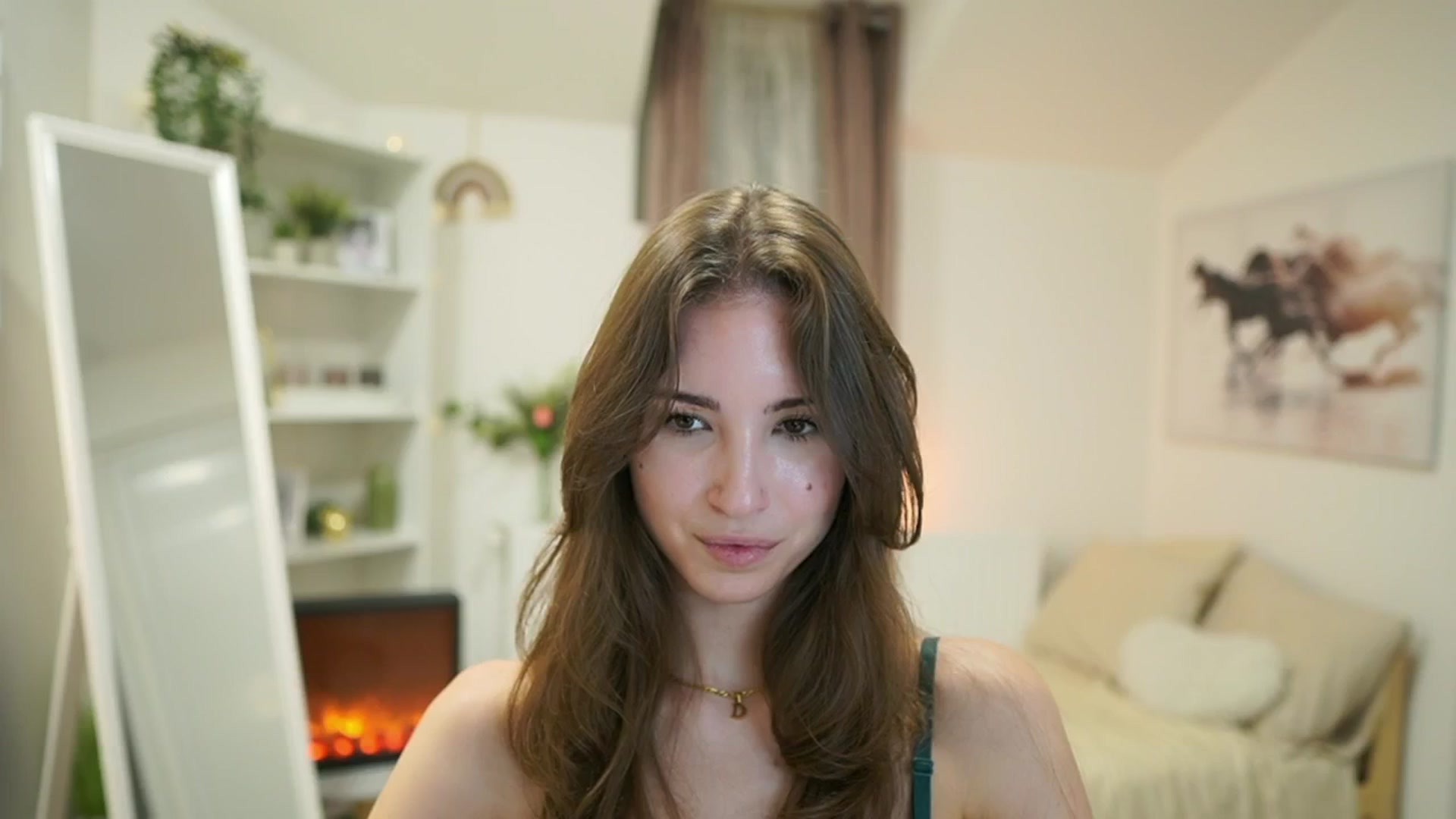 Gallery image thumbnail from Shy_jane's myfreecams stream on, 04/25/2025, 11:31 image 7 of 20