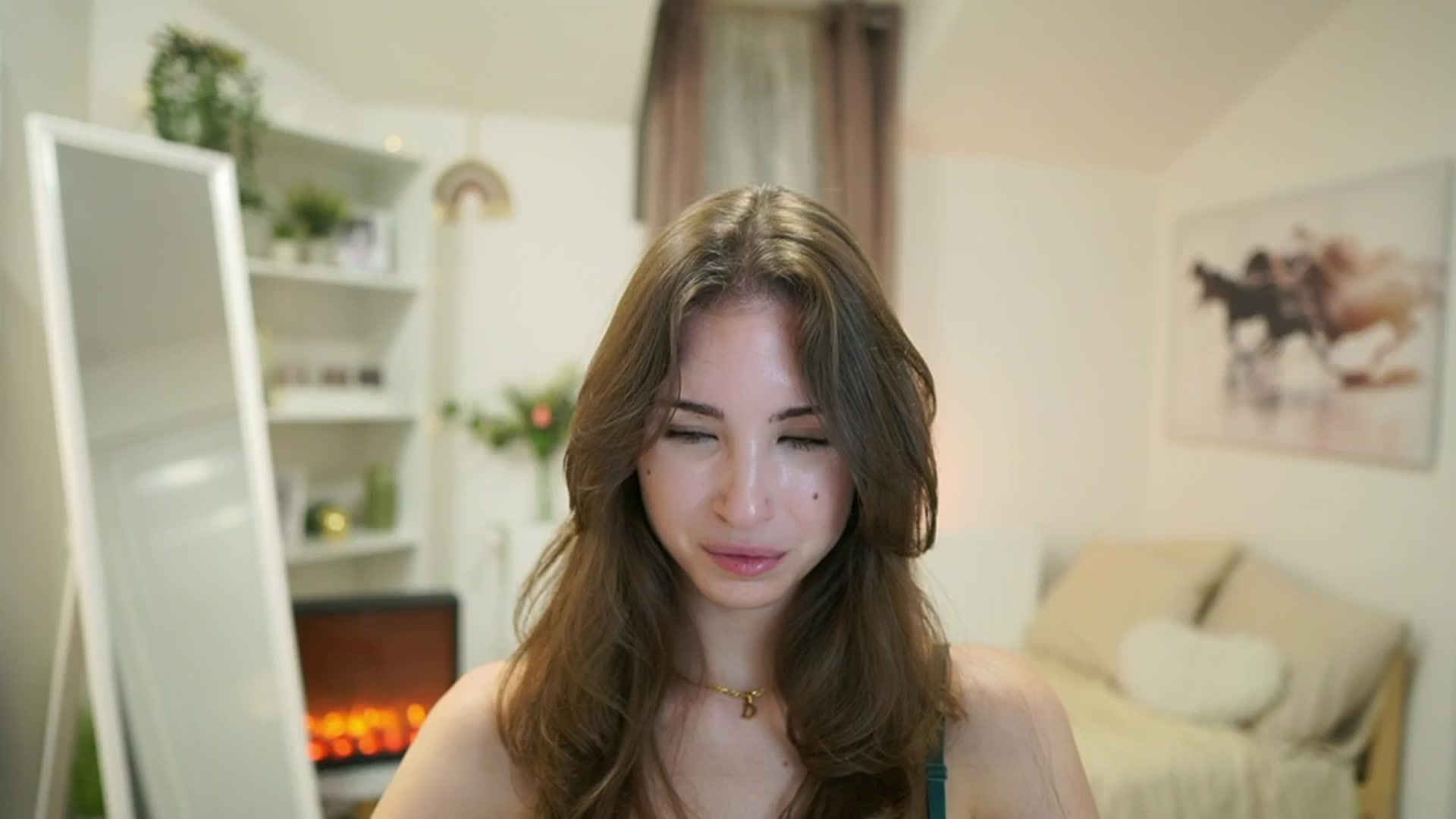 Gallery image thumbnail from Shy_jane's myfreecams stream on, 04/25/2025, 11:31 image 13 of 20
