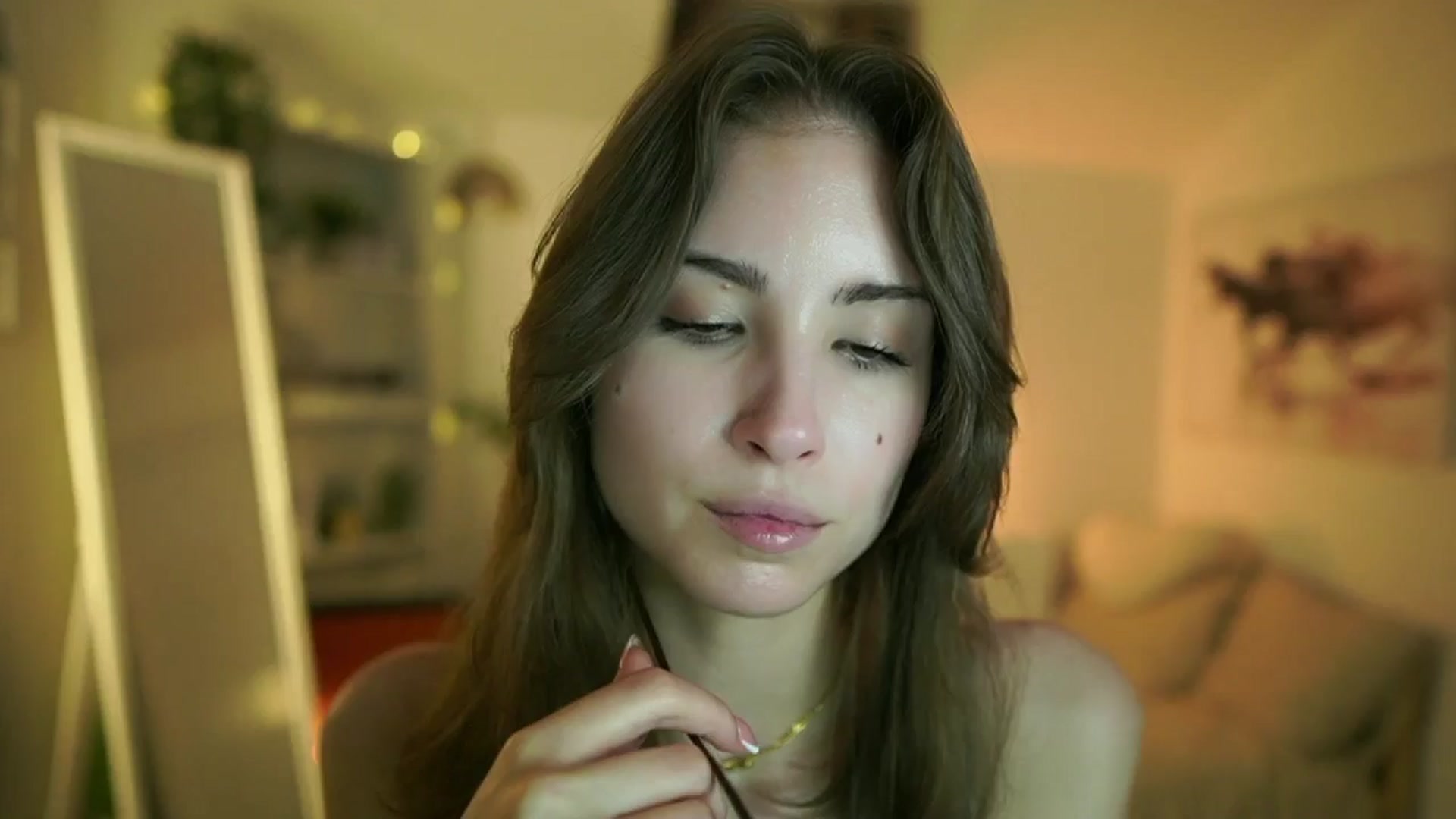 Gallery image thumbnail from Shy_jane's myfreecams stream on, 04/25/2025, 15:32 image 1 of 20