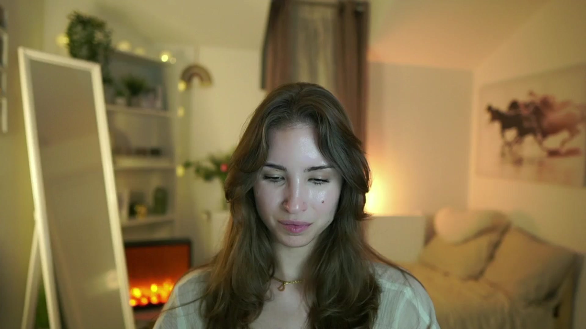 Gallery image thumbnail from Shy_jane's myfreecams stream on, 04/25/2025, 17:23 image 2 of 20
