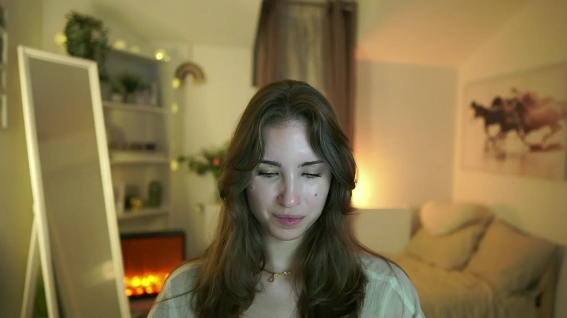 Gallery image thumbnail from Shy_jane's myfreecams stream on, 04/25/2025, 17:23 image 4 of 20