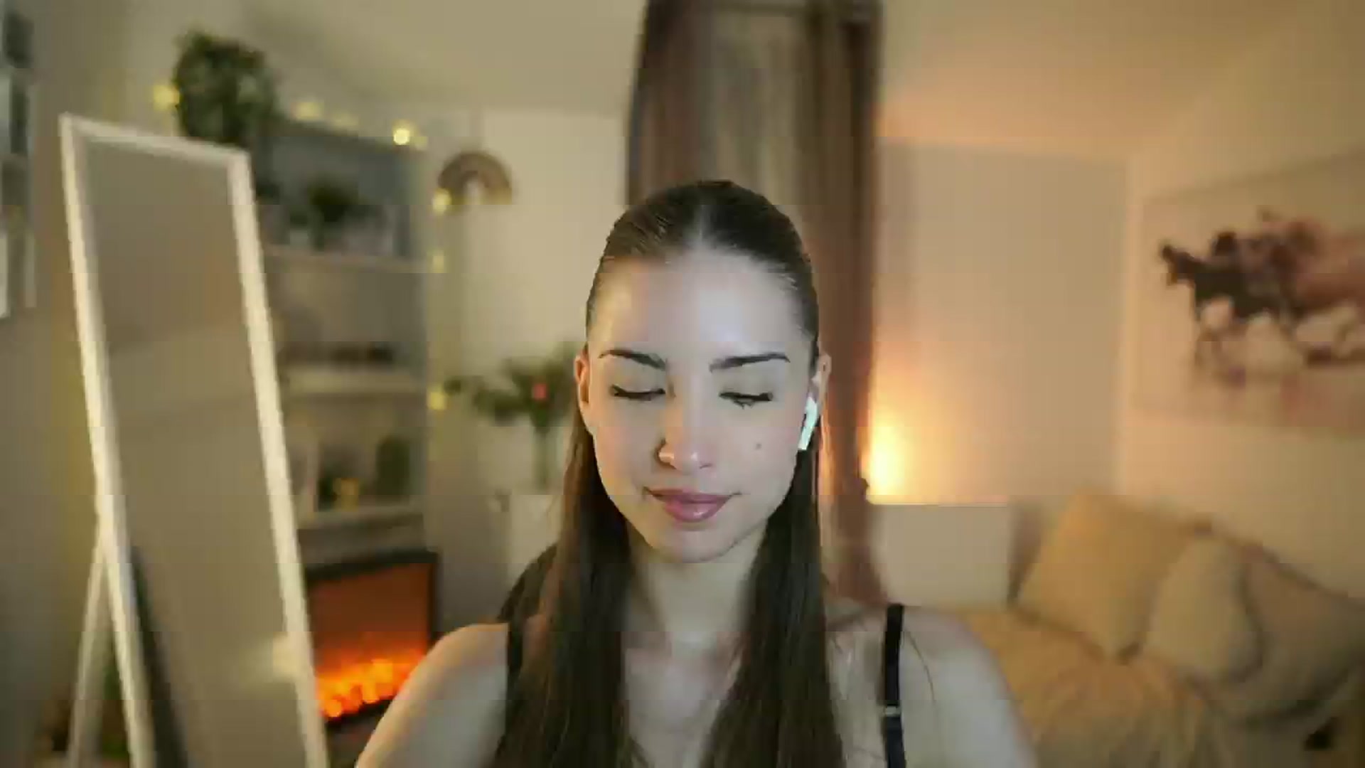Gallery image thumbnail from Shy_jane's myfreecams stream on, 05/02/2025, 10:46 image 9 of 20