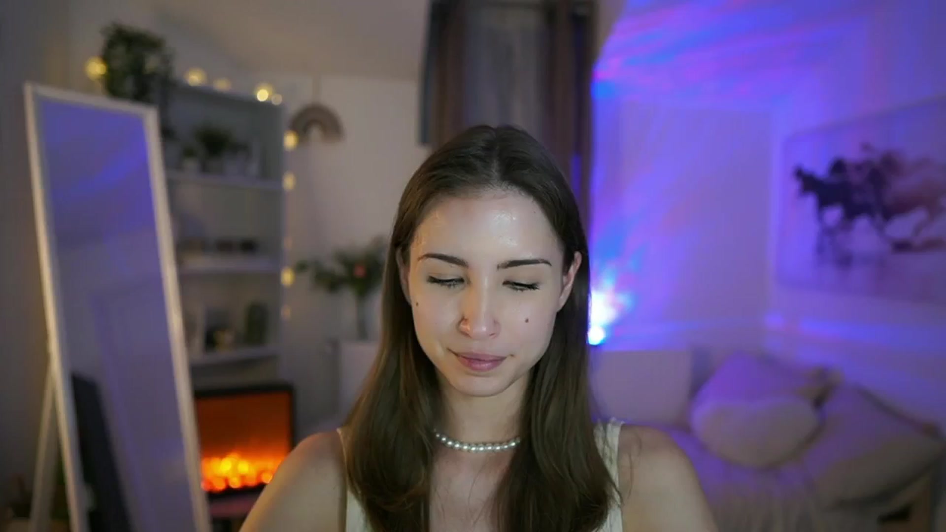 Gallery image thumbnail from Shy_jane's myfreecams stream on, 05/13/2025, 15:00 image 18 of 20