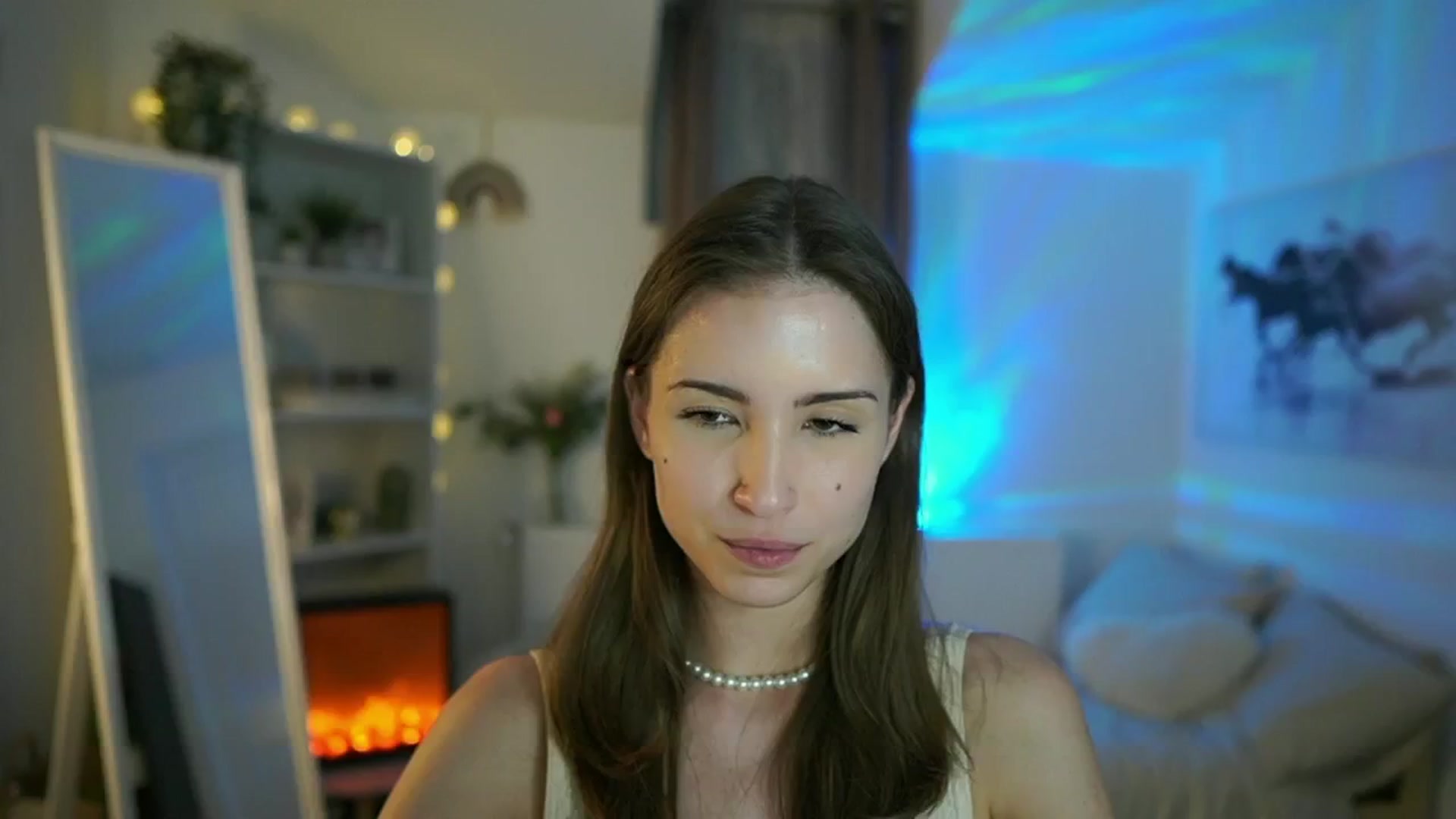 Gallery image thumbnail from Shy_jane's myfreecams stream on, 05/13/2025, 15:00 image 15 of 20