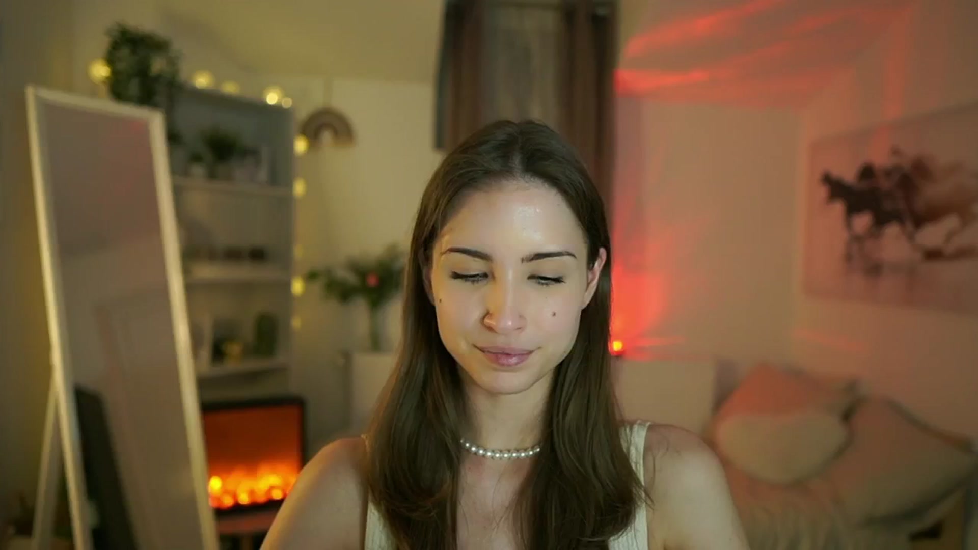 Gallery image thumbnail from Shy_jane's myfreecams stream on, 05/13/2025, 15:00 image 12 of 20